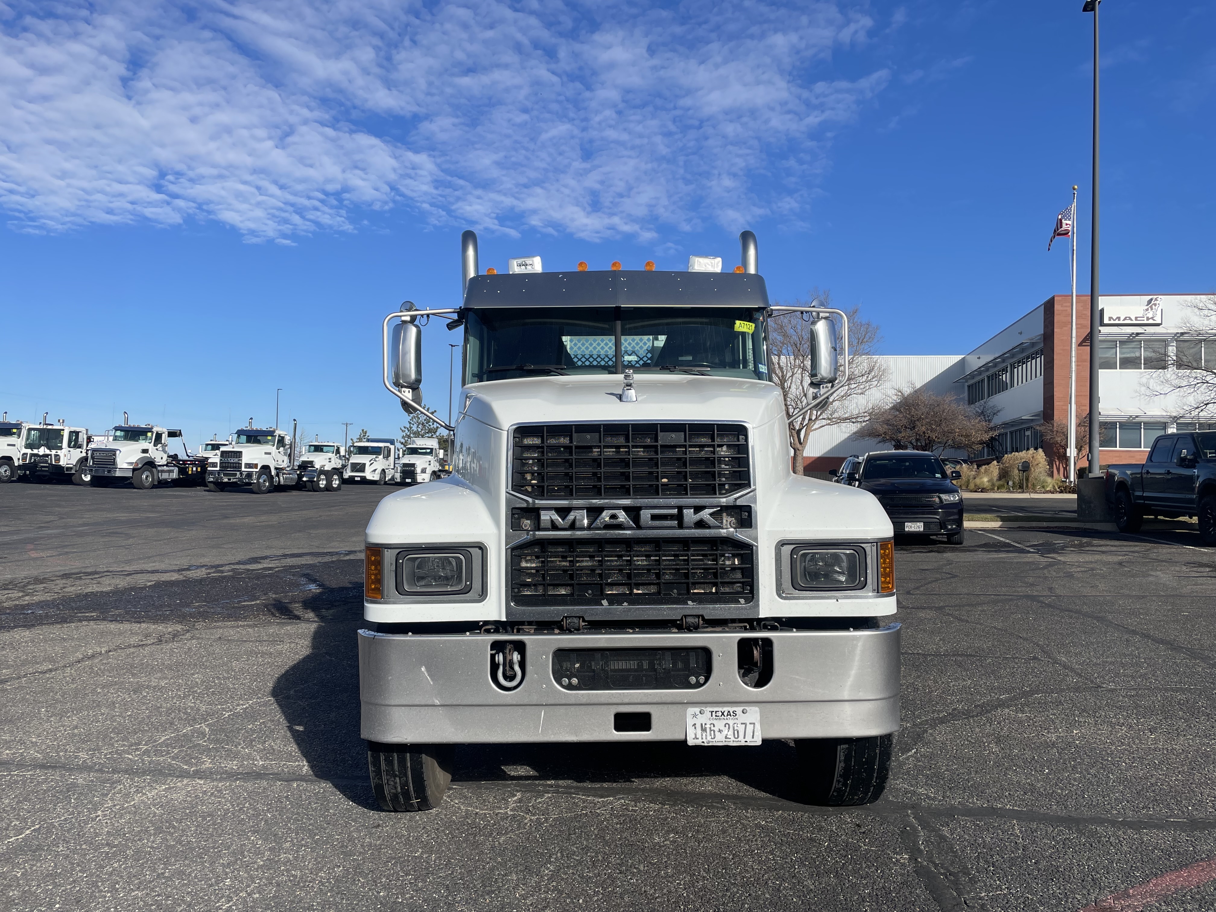 2021 Mack - image 2