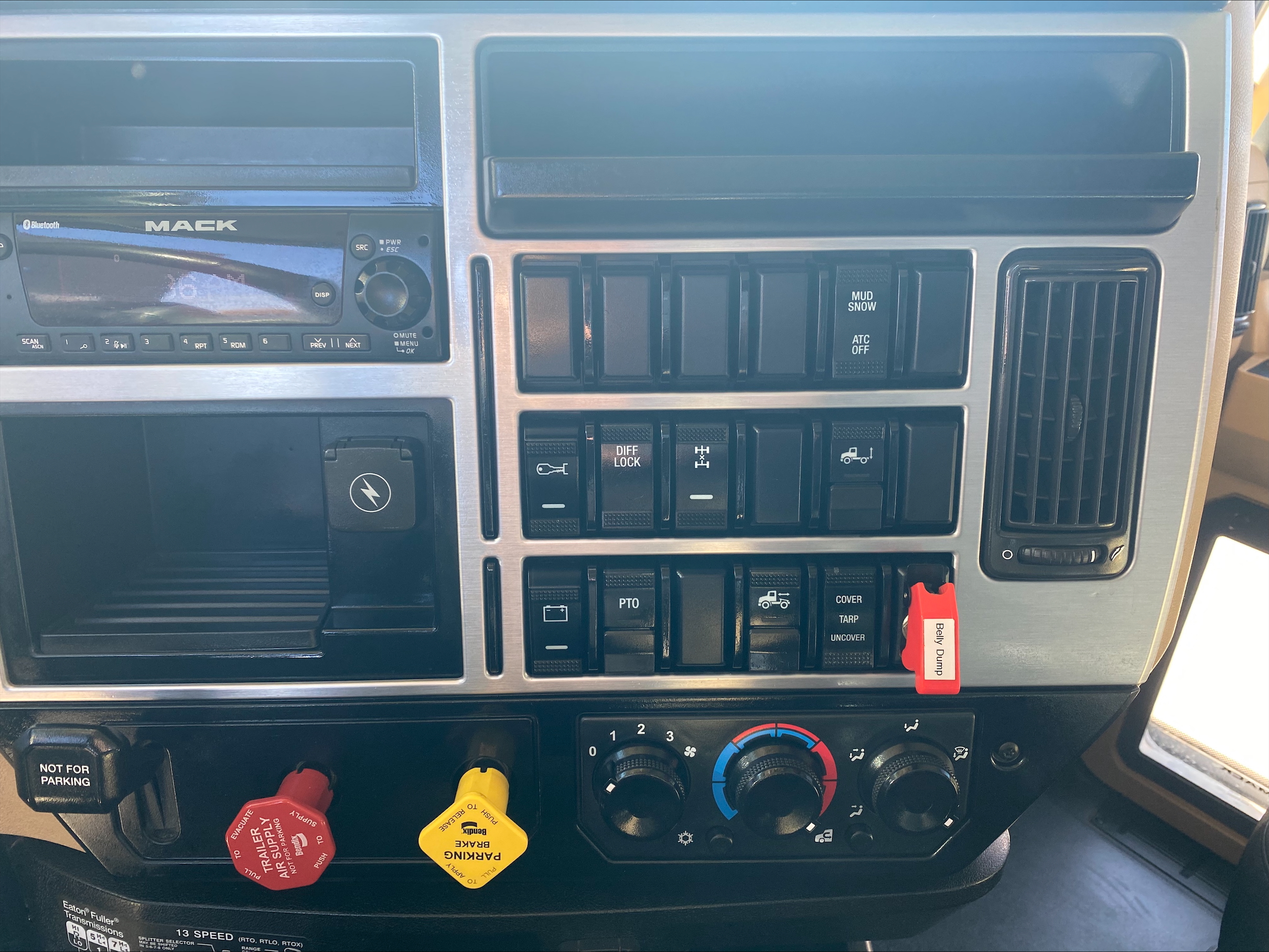 2023 Mack - image 18