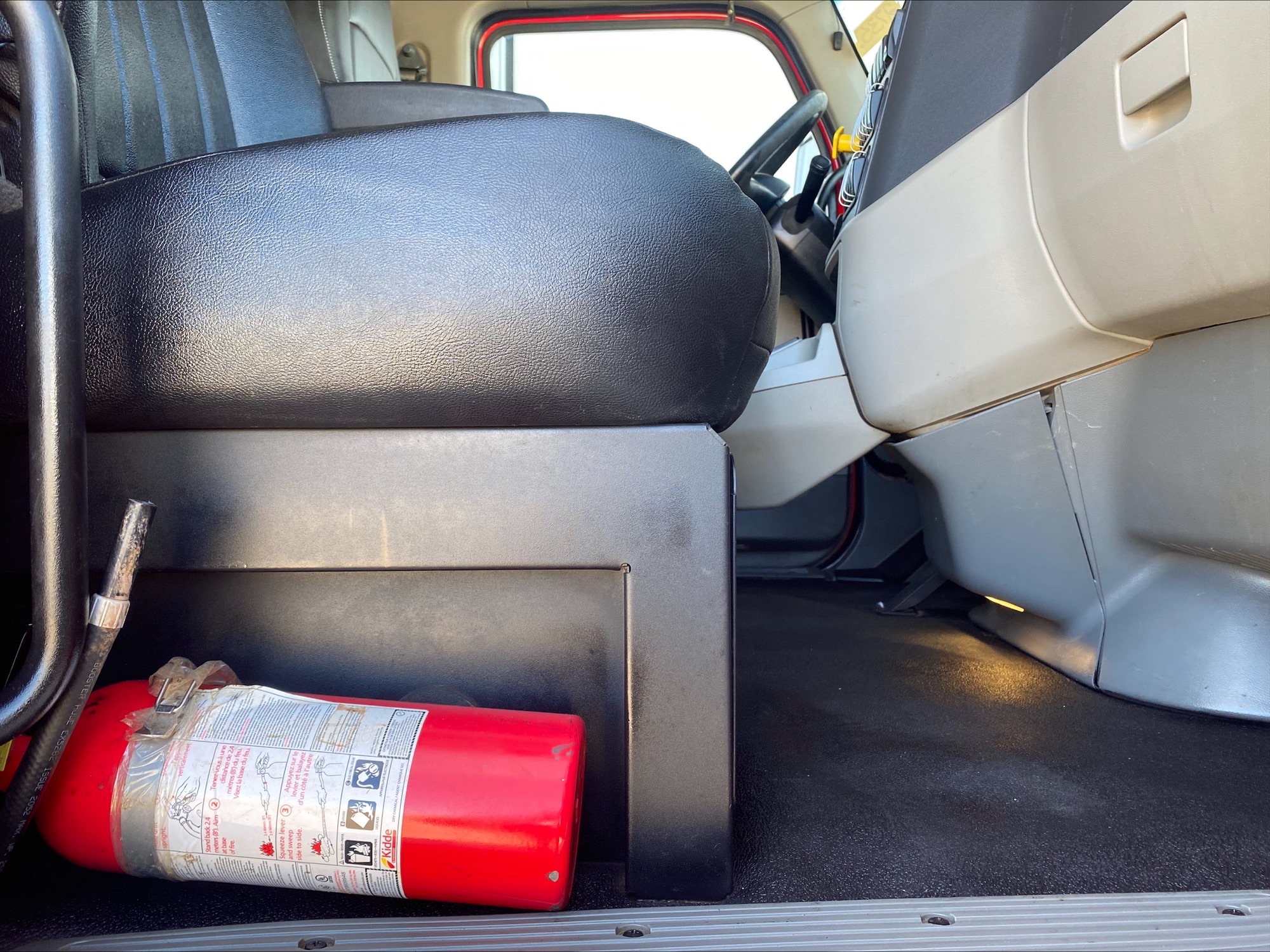 2021 Peterbilt 567 - image 15