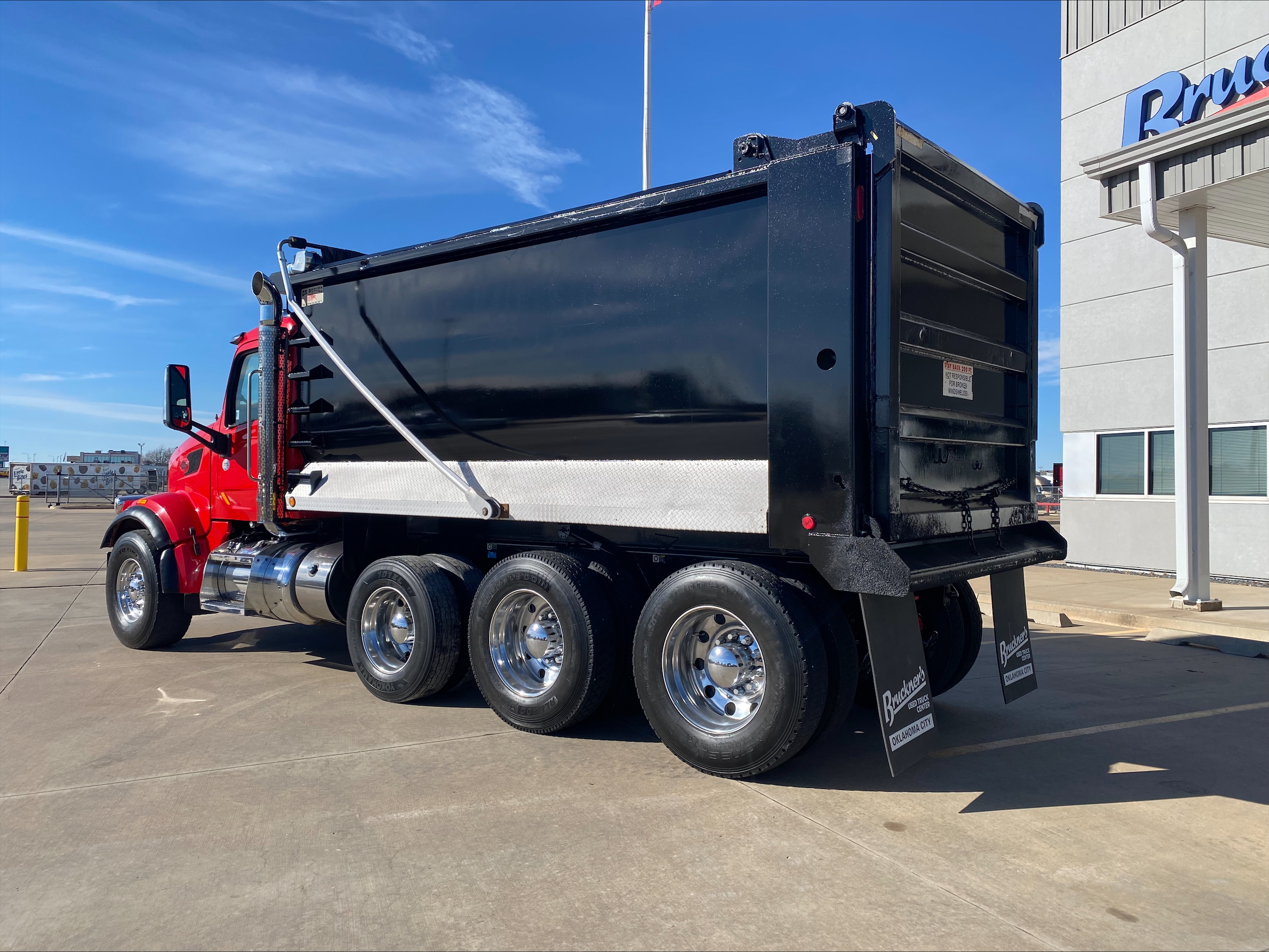 2021 Peterbilt 567 - image 7