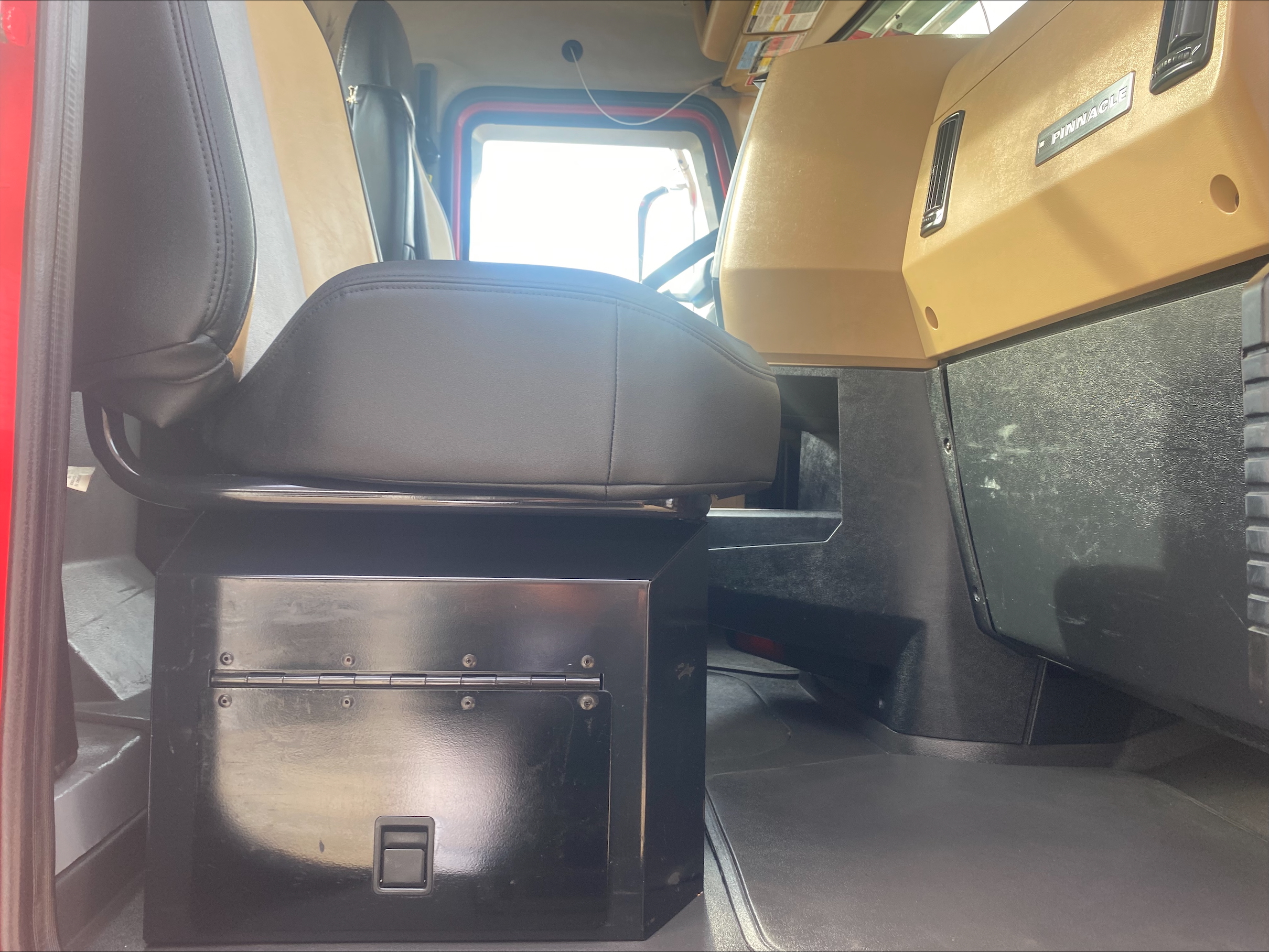 2020 Mack - image 15