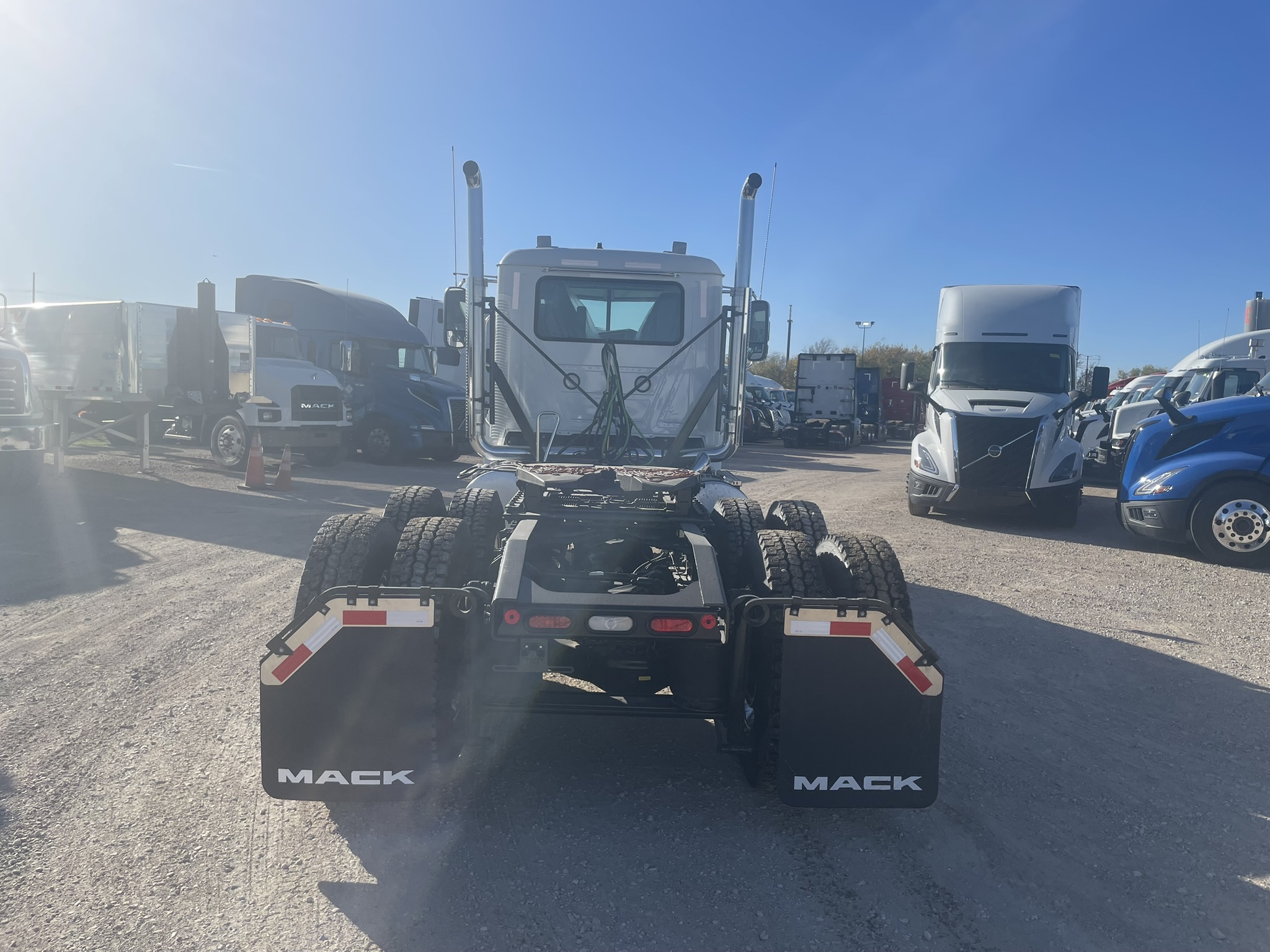 2026 Mack - image 5