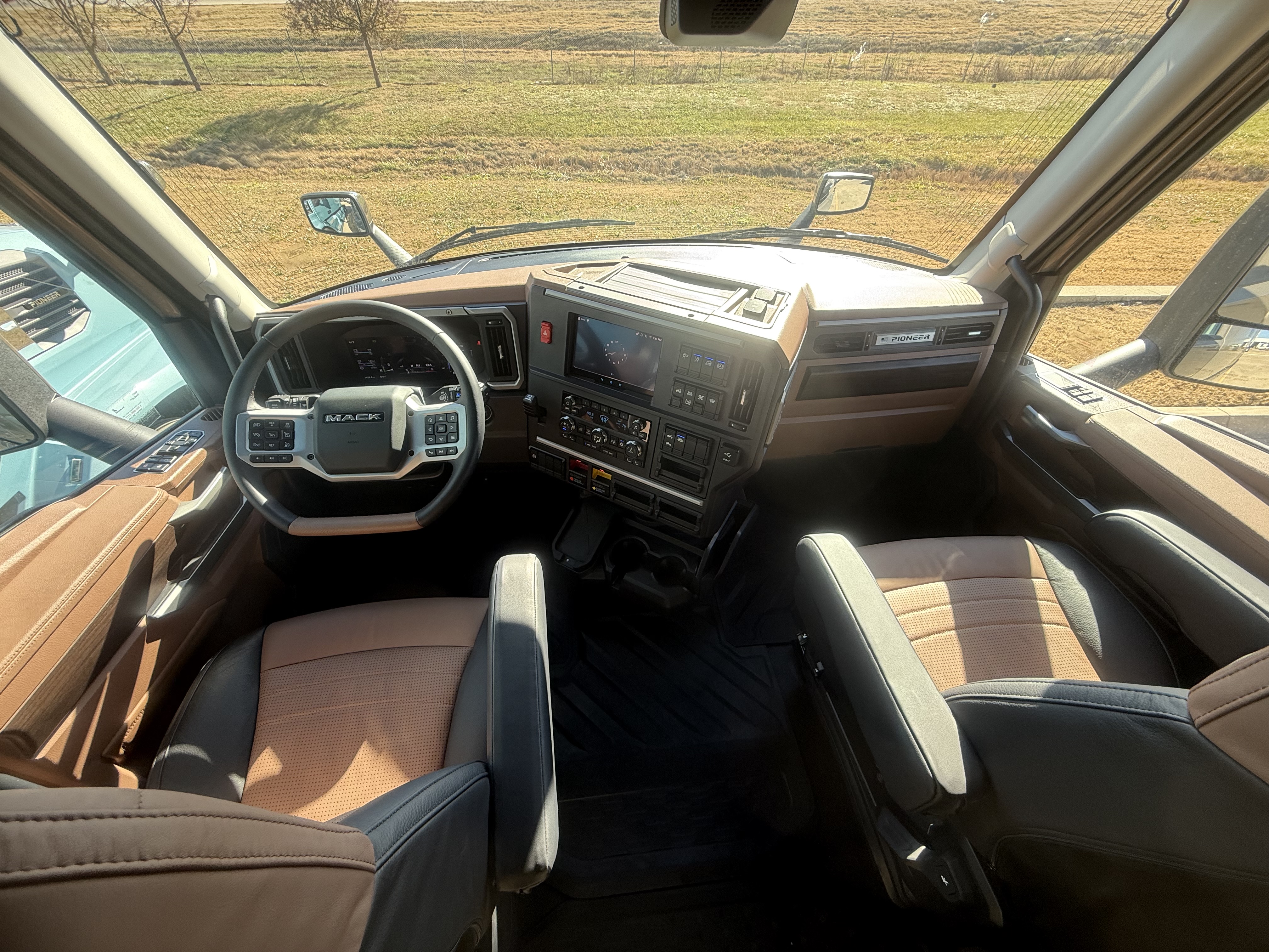 2026 Mack - image 11