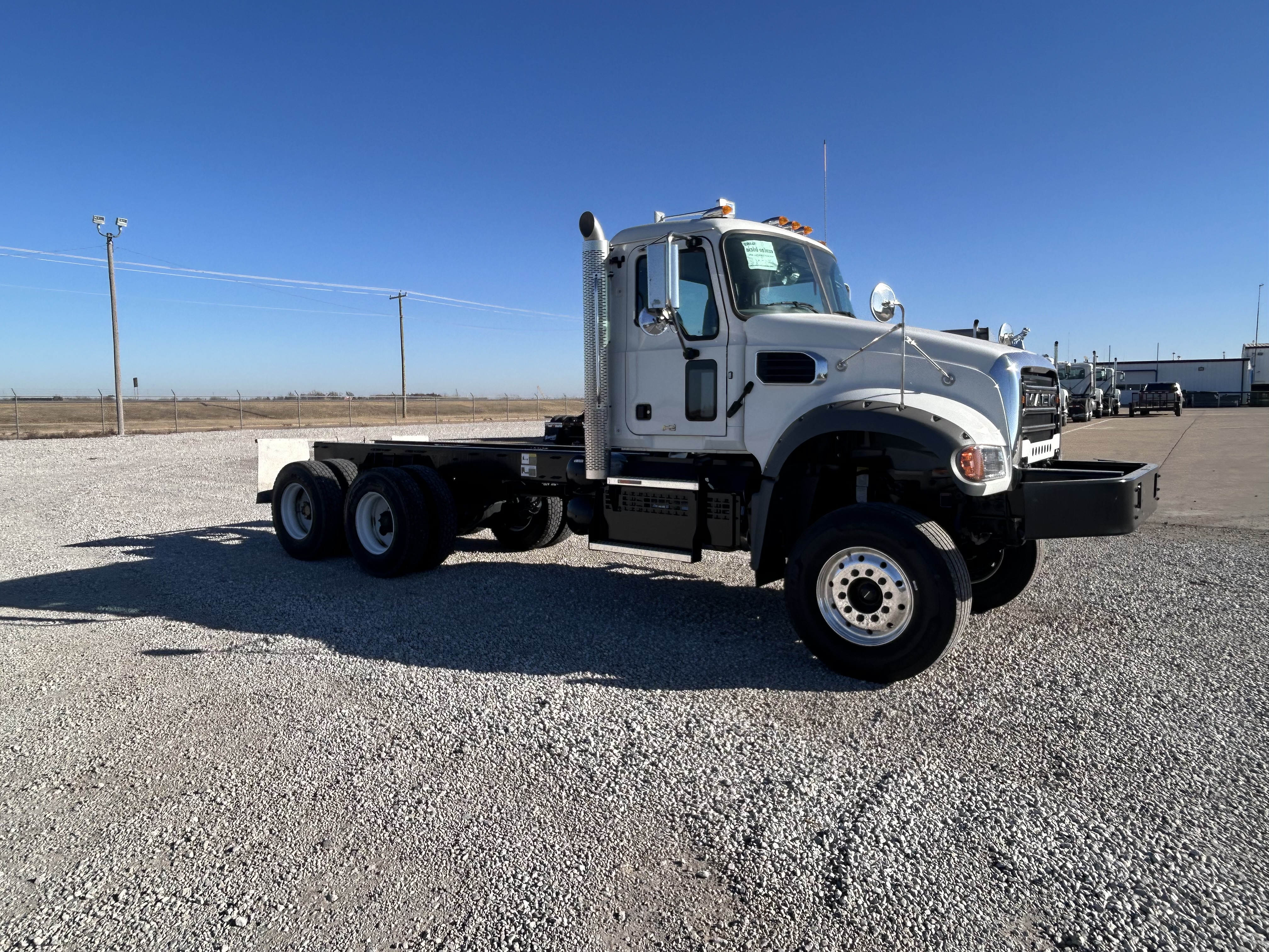 2026 Mack Granite - image 7