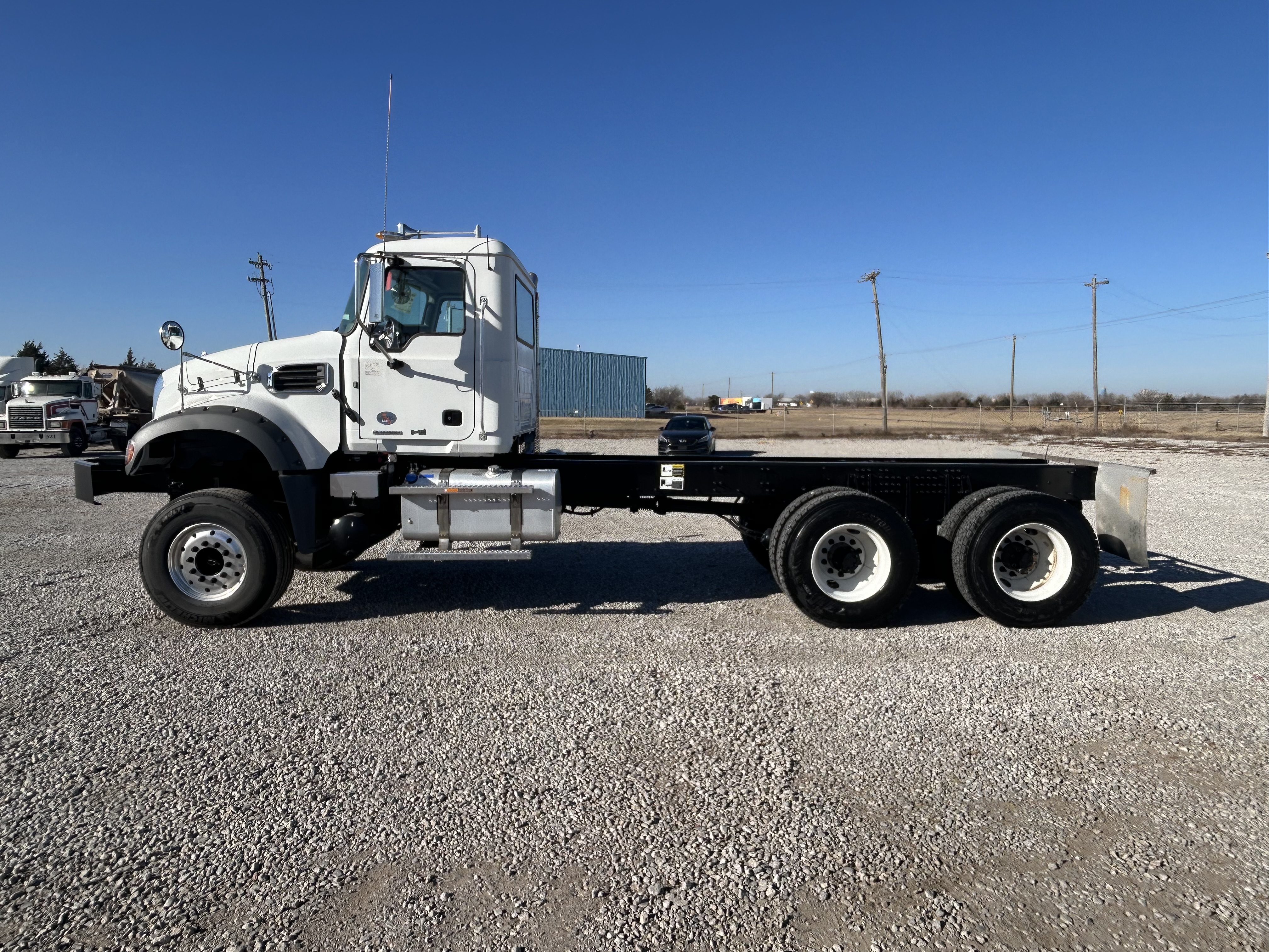 2026 Mack Granite - image 2