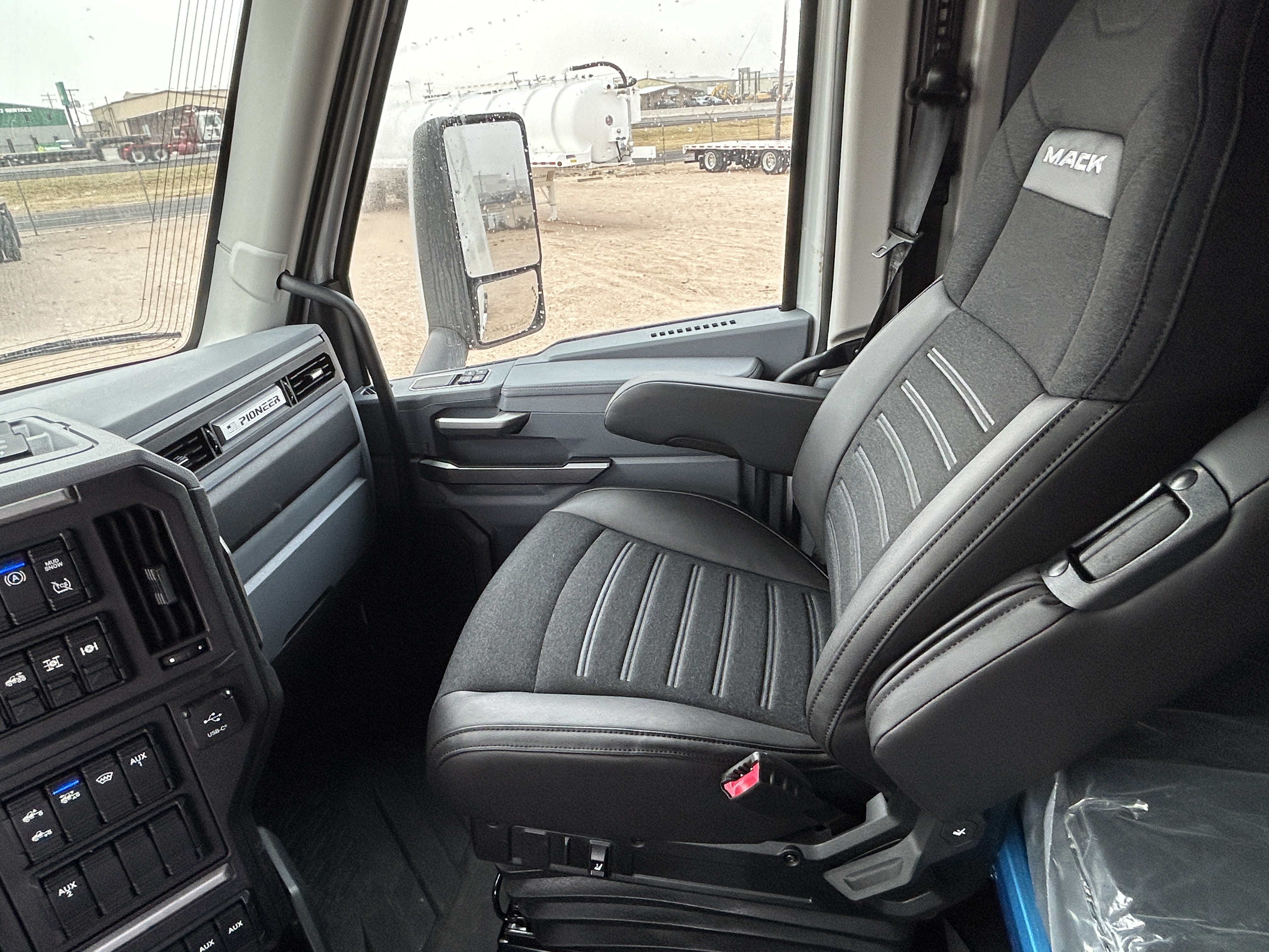 2026 Mack - image 11
