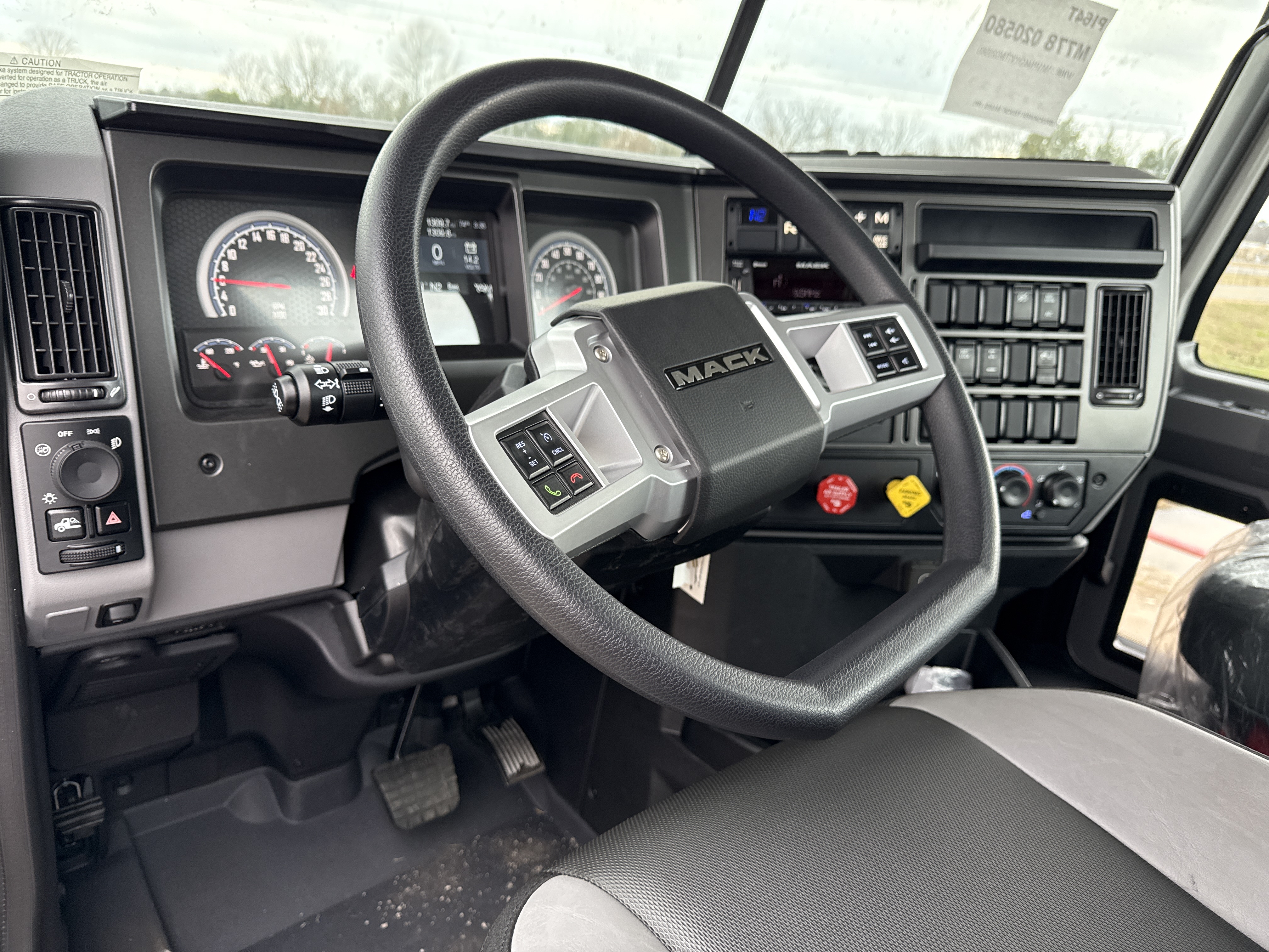 2026 Mack - image 10