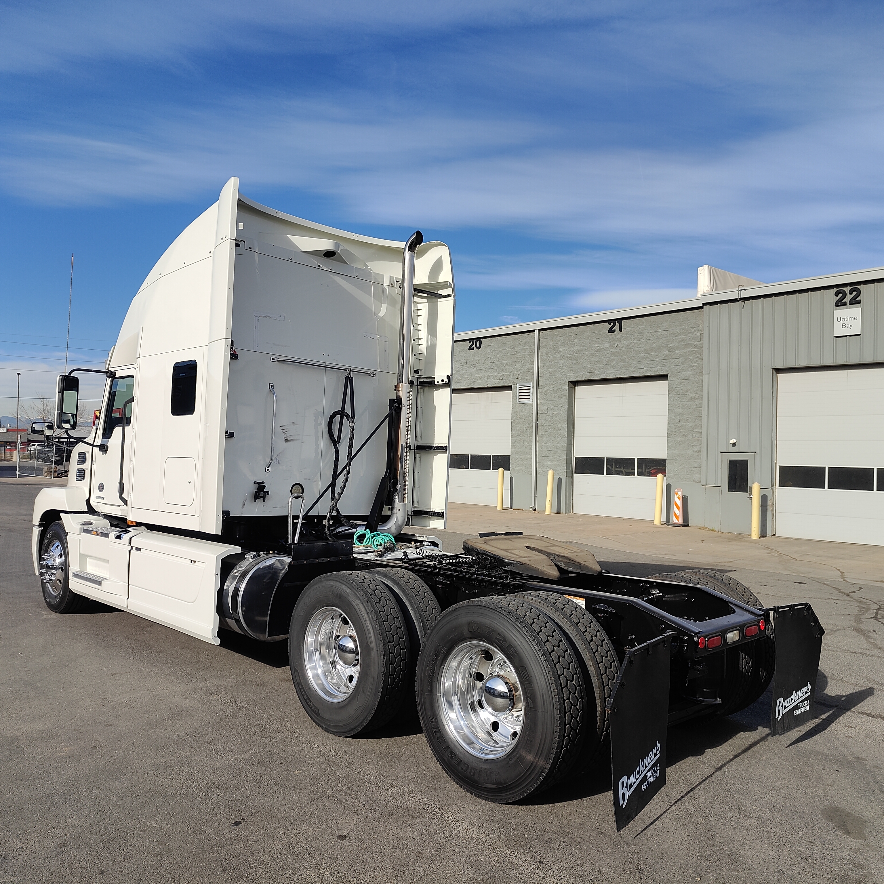 2020 Mack Anthem - image 3