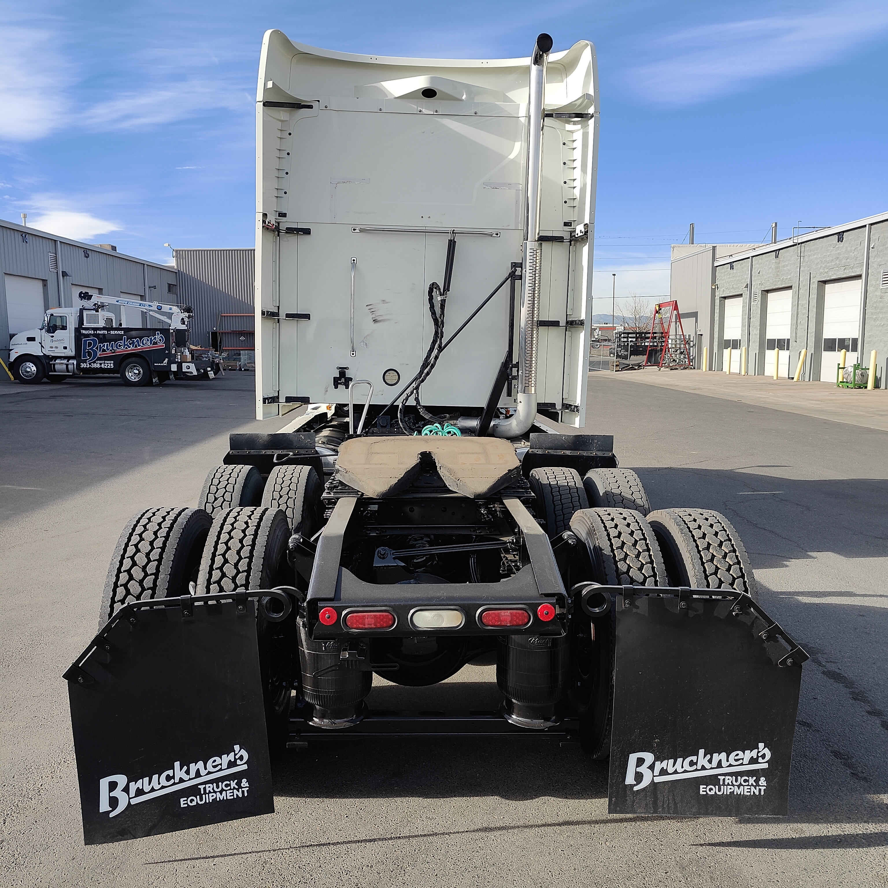 2020 Mack Anthem - image 4