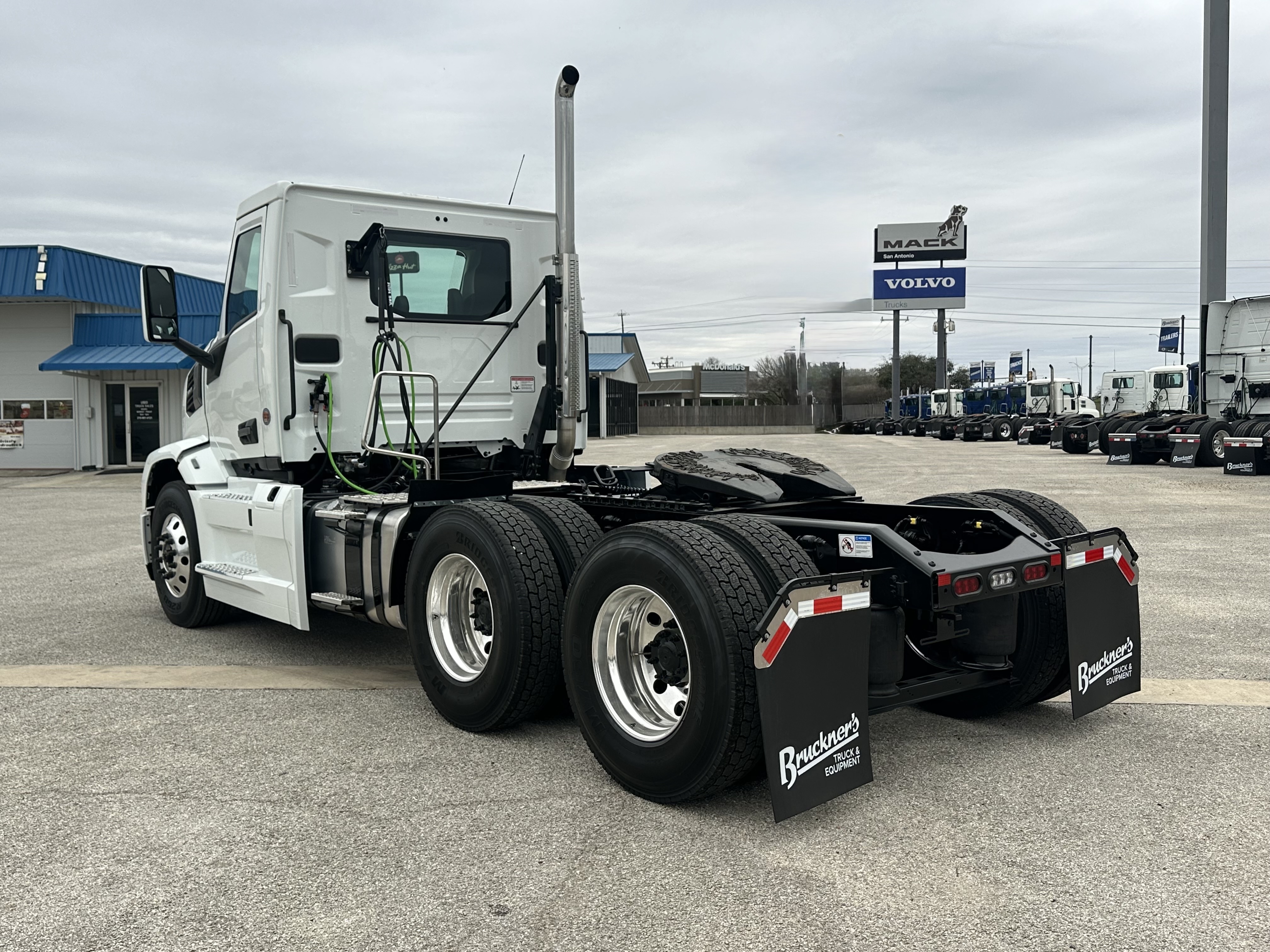 2026 Mack - image 16