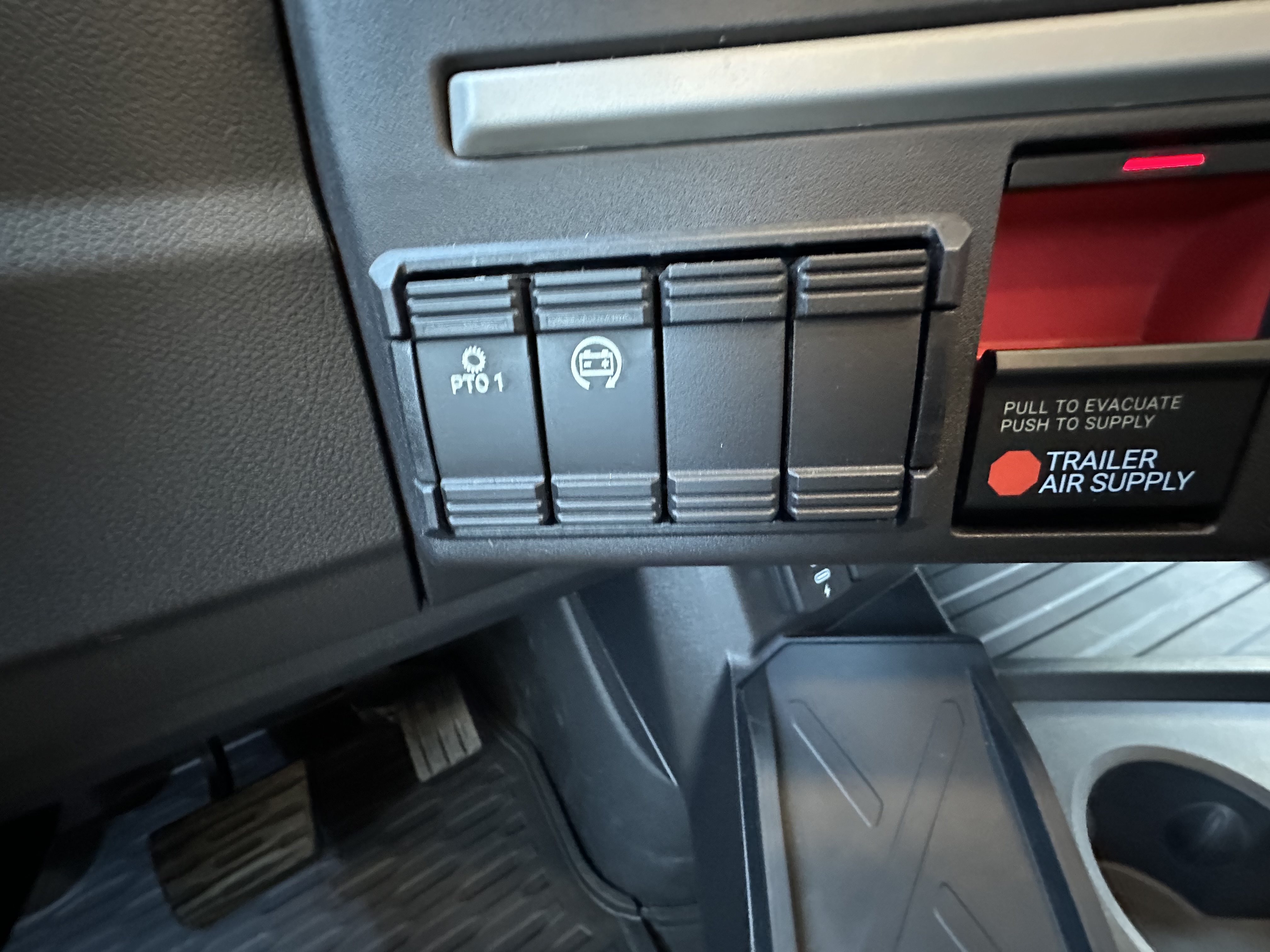 2026 Mack - image 13