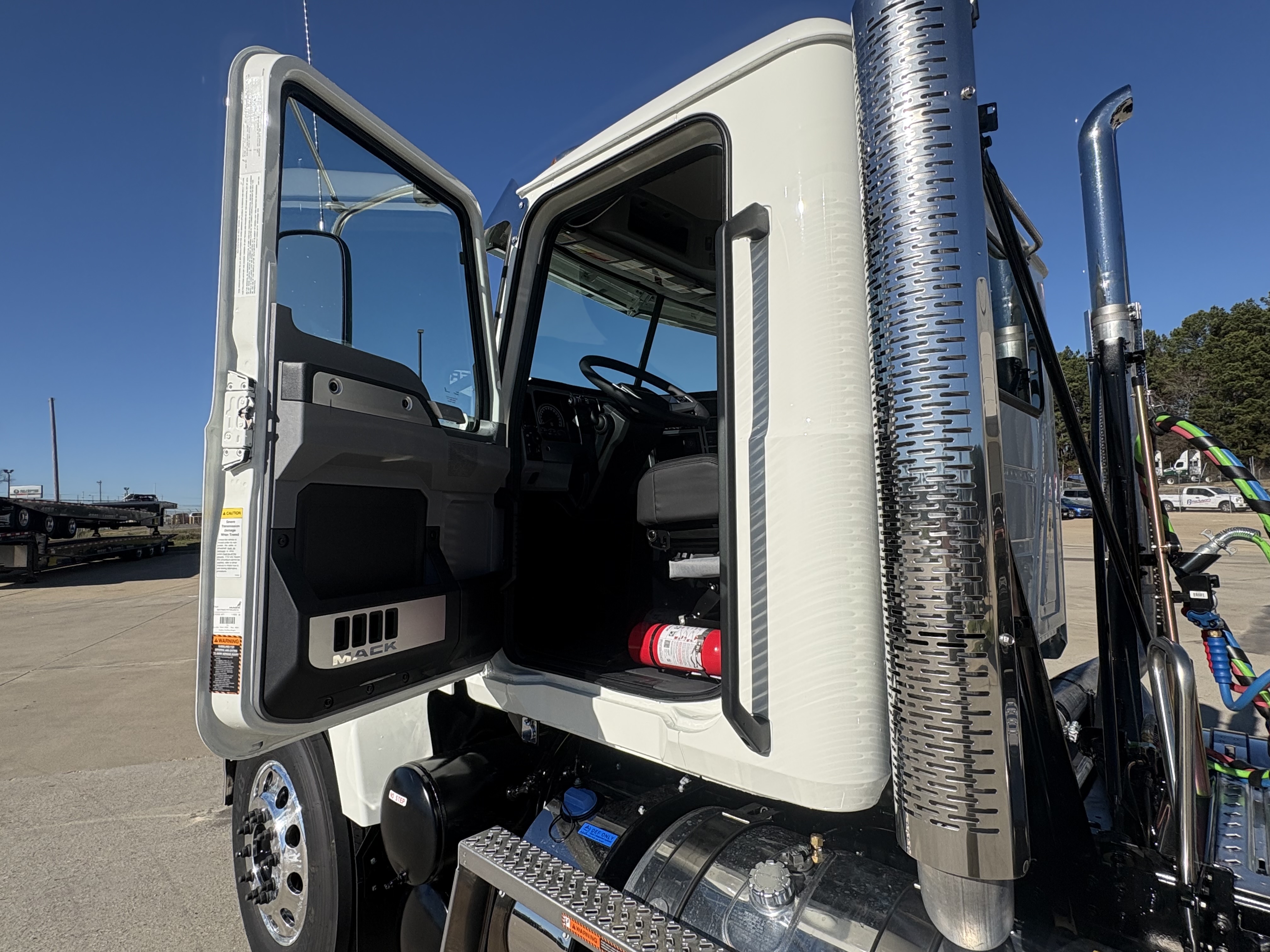 2026 Mack - image 10