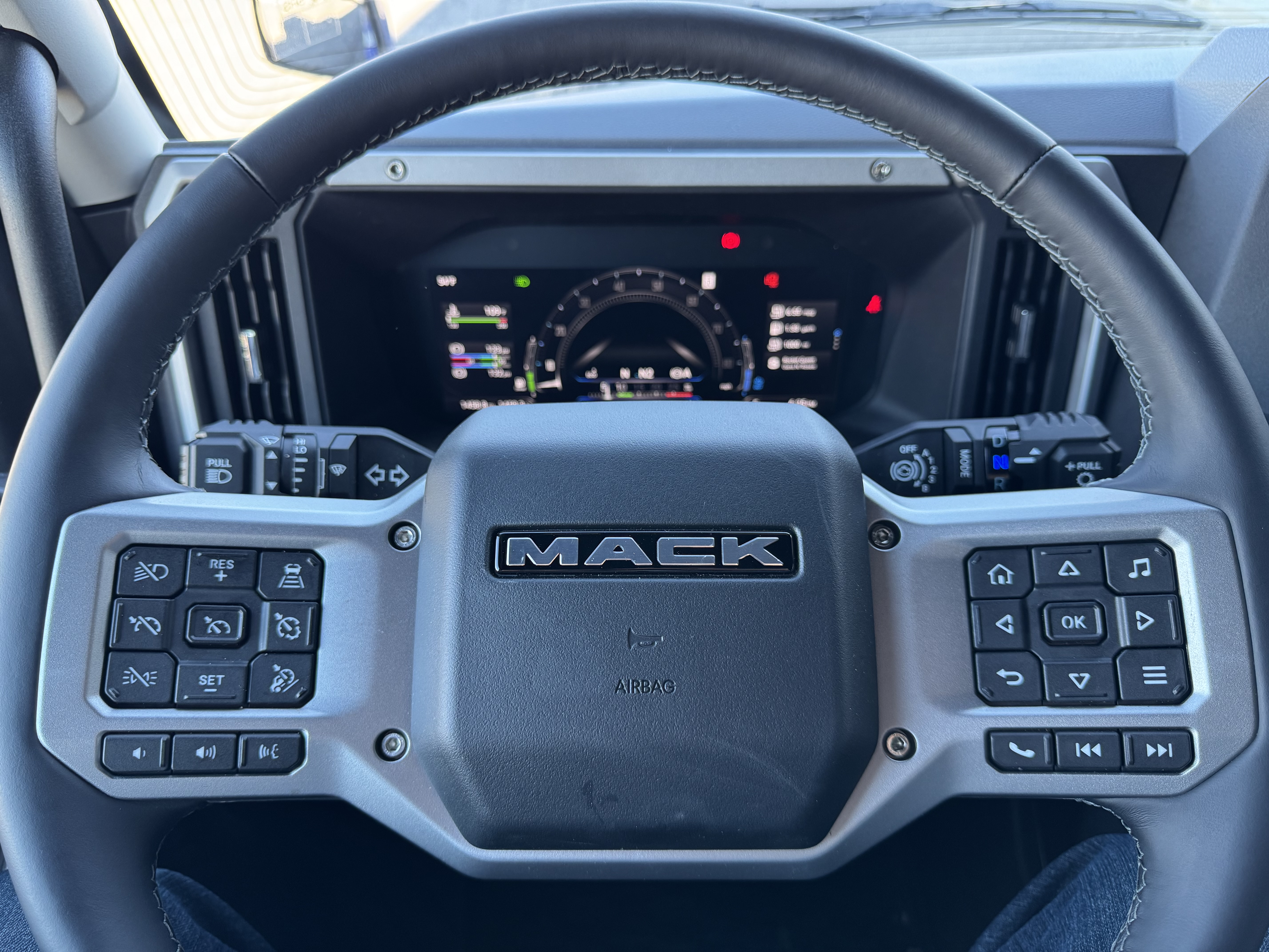 2026 Mack - image 10