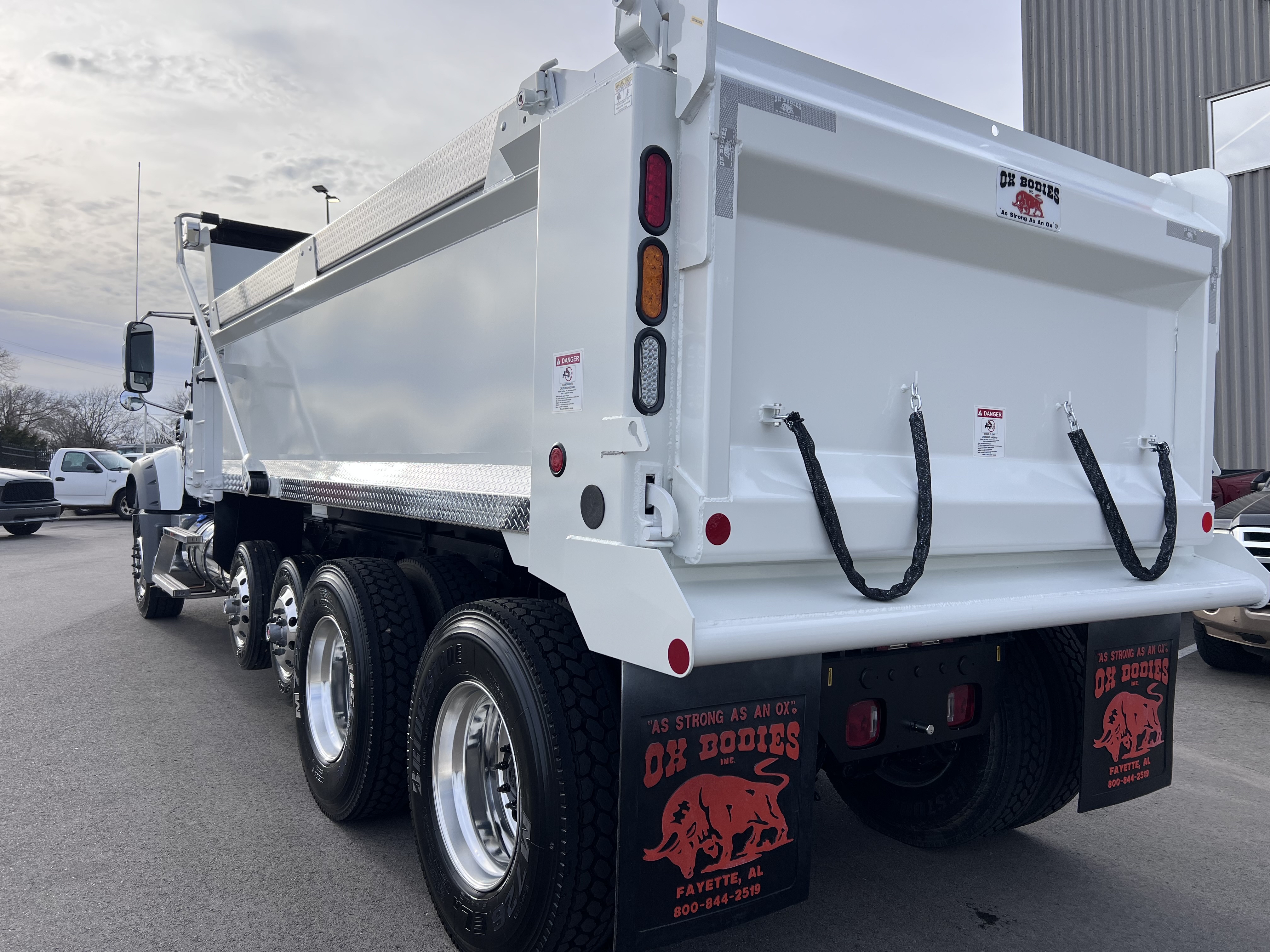 2026 Mack Granite - image 4