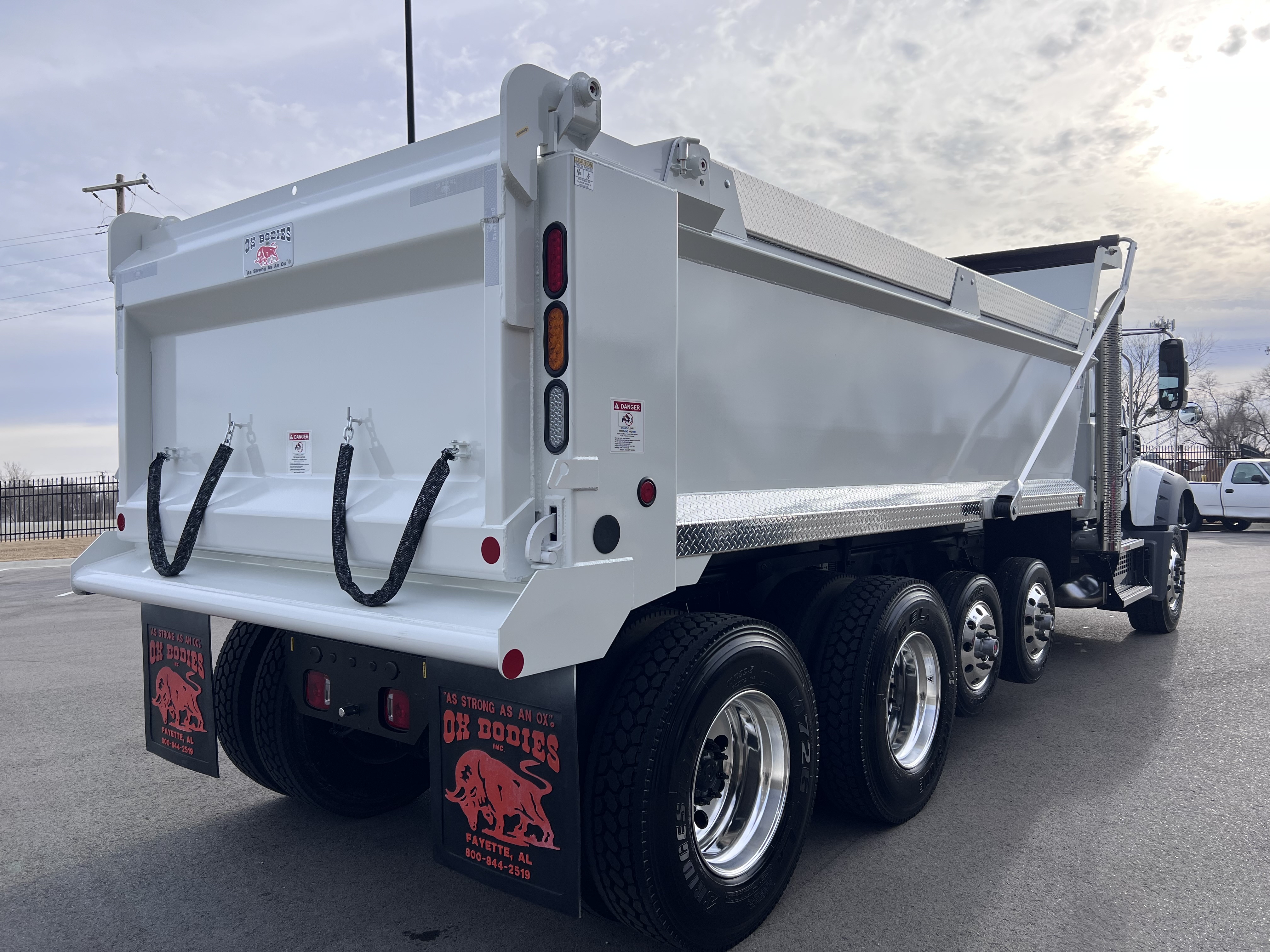 2026 Mack Granite - image 6