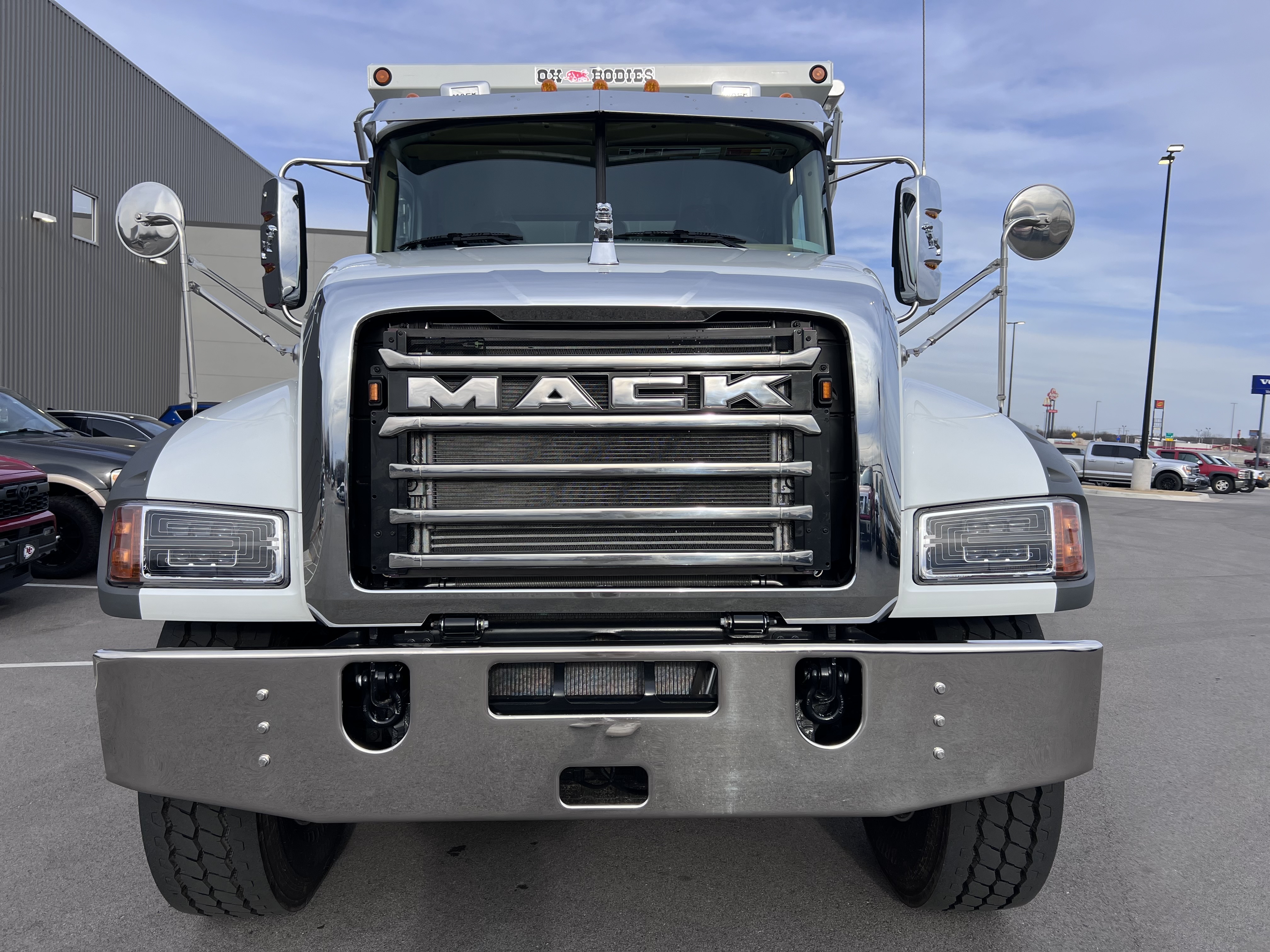 2026 Mack Granite - image 9