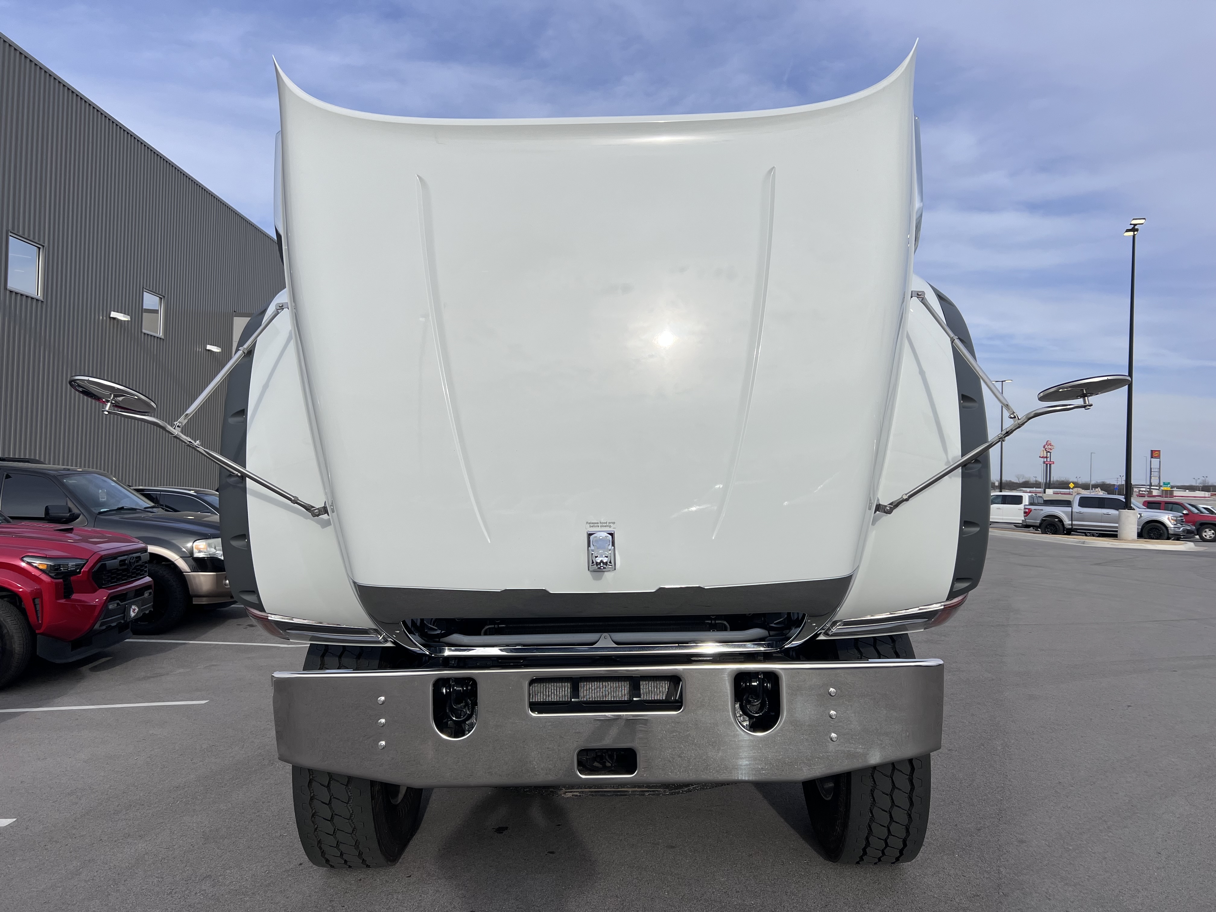 2026 Mack Granite - image 10