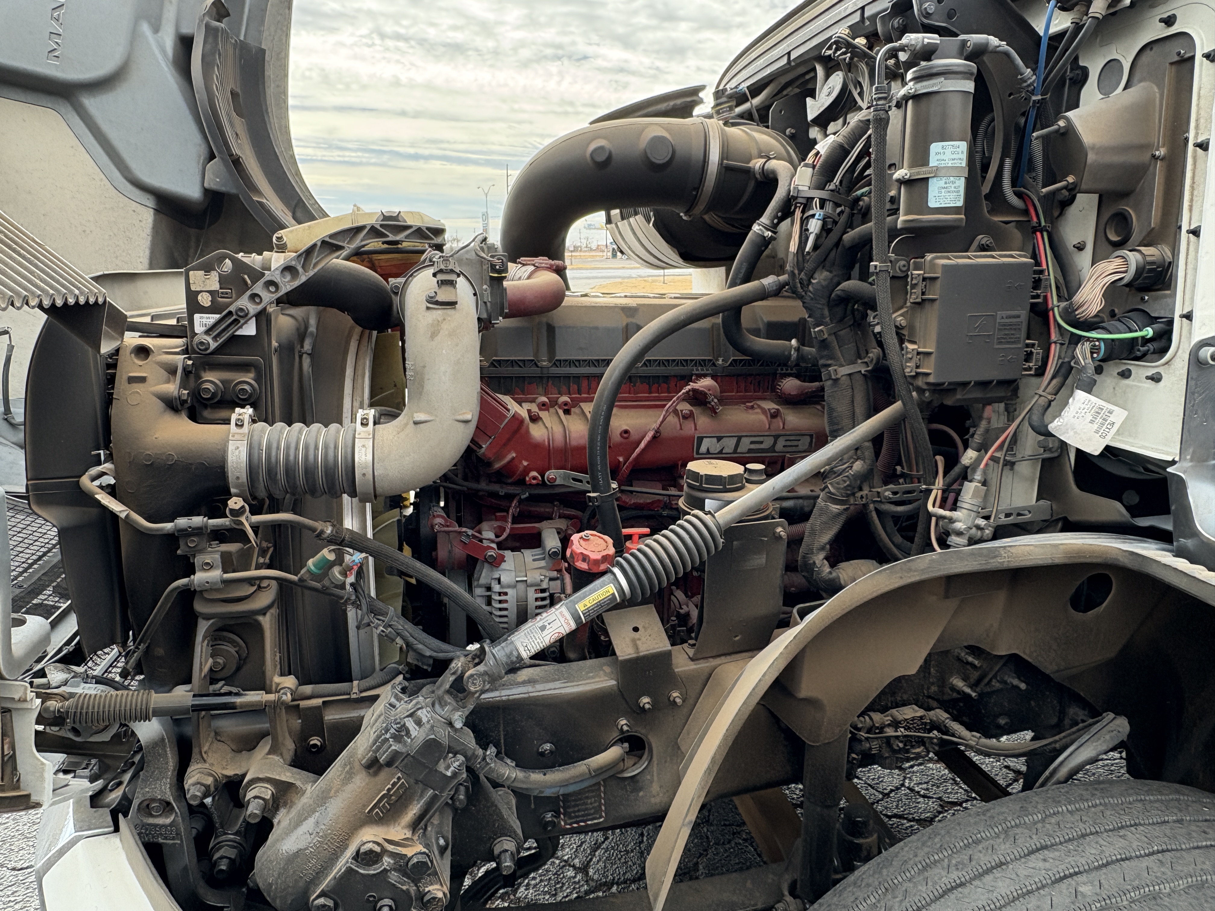 2020 Mack - image 10