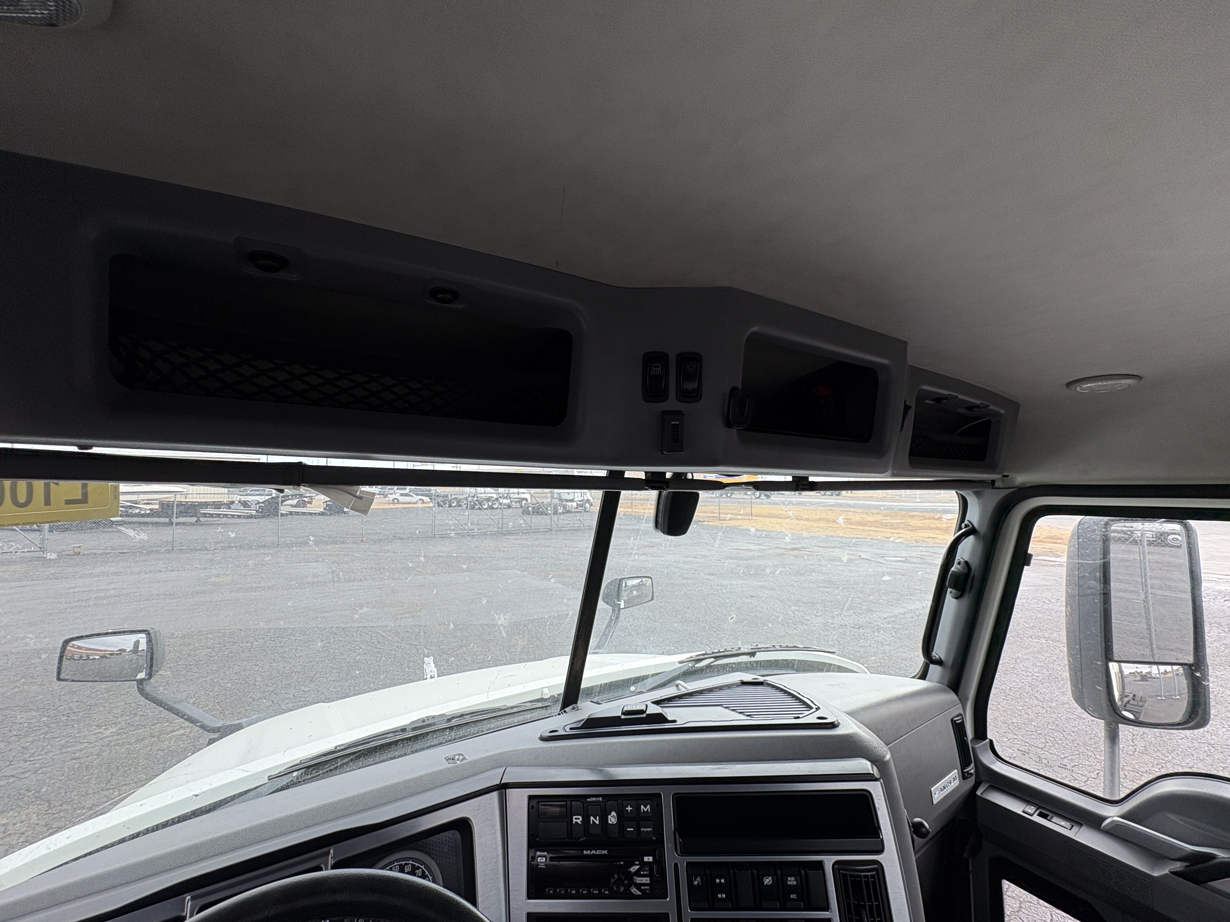 2020 Mack - image 16