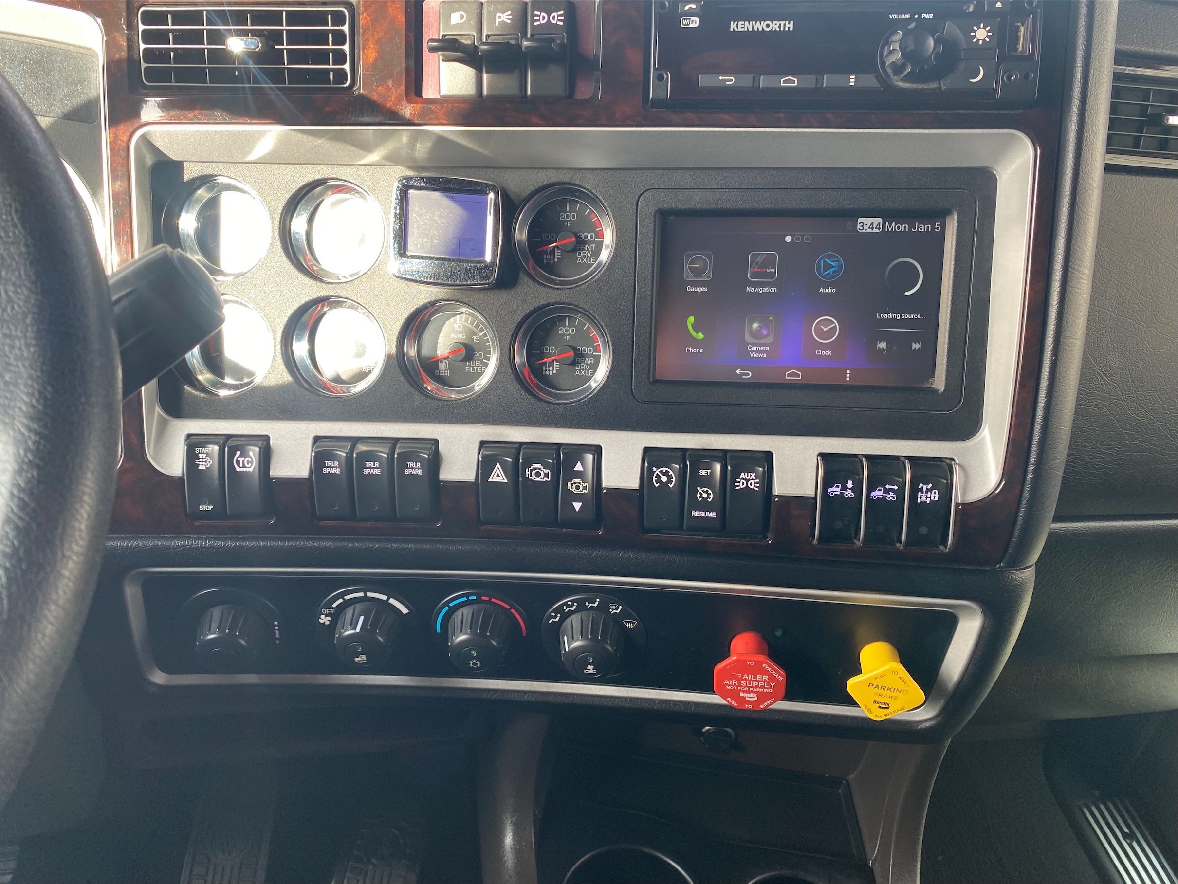2019 Kenworth W900 - image 18