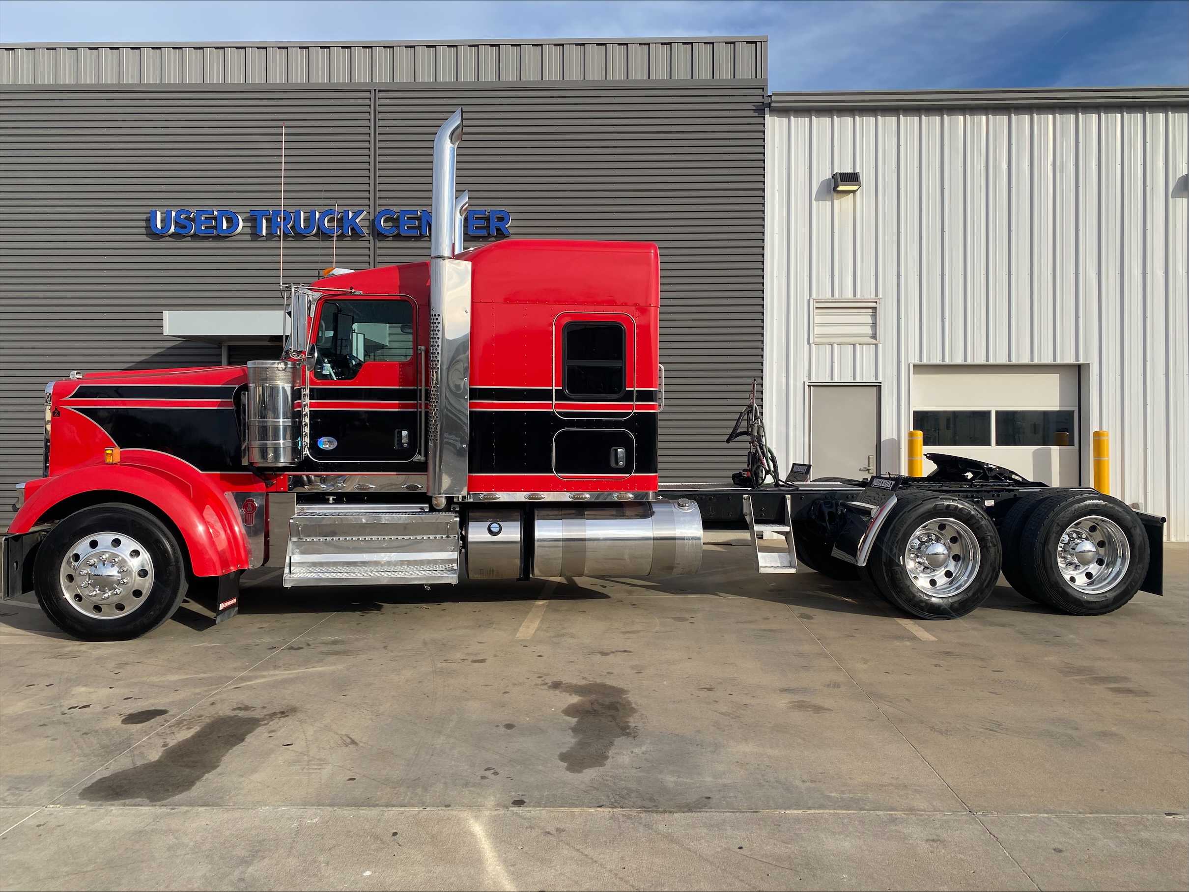 2019 Kenworth W900 - image 8