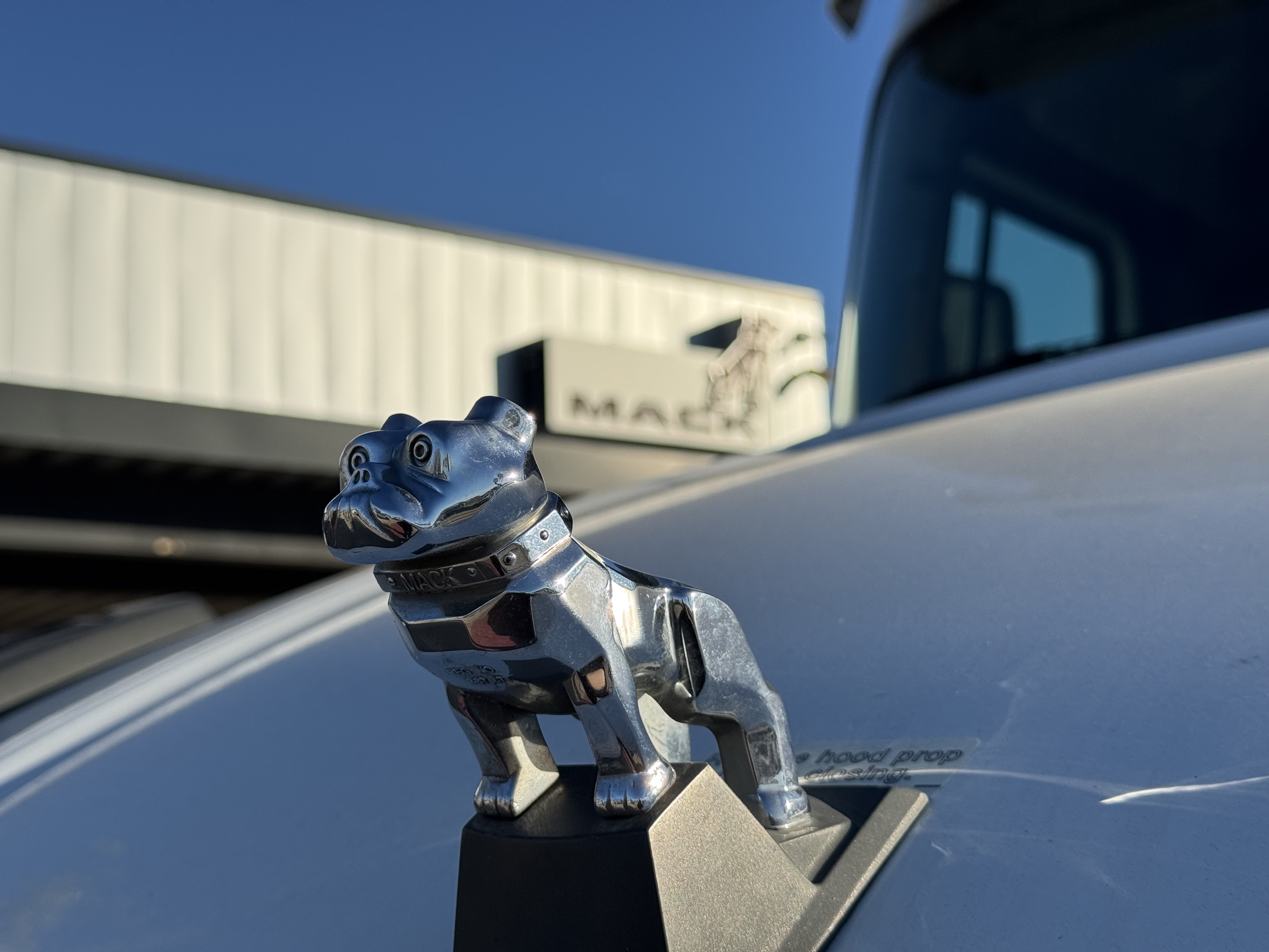 2022 Mack - image 15