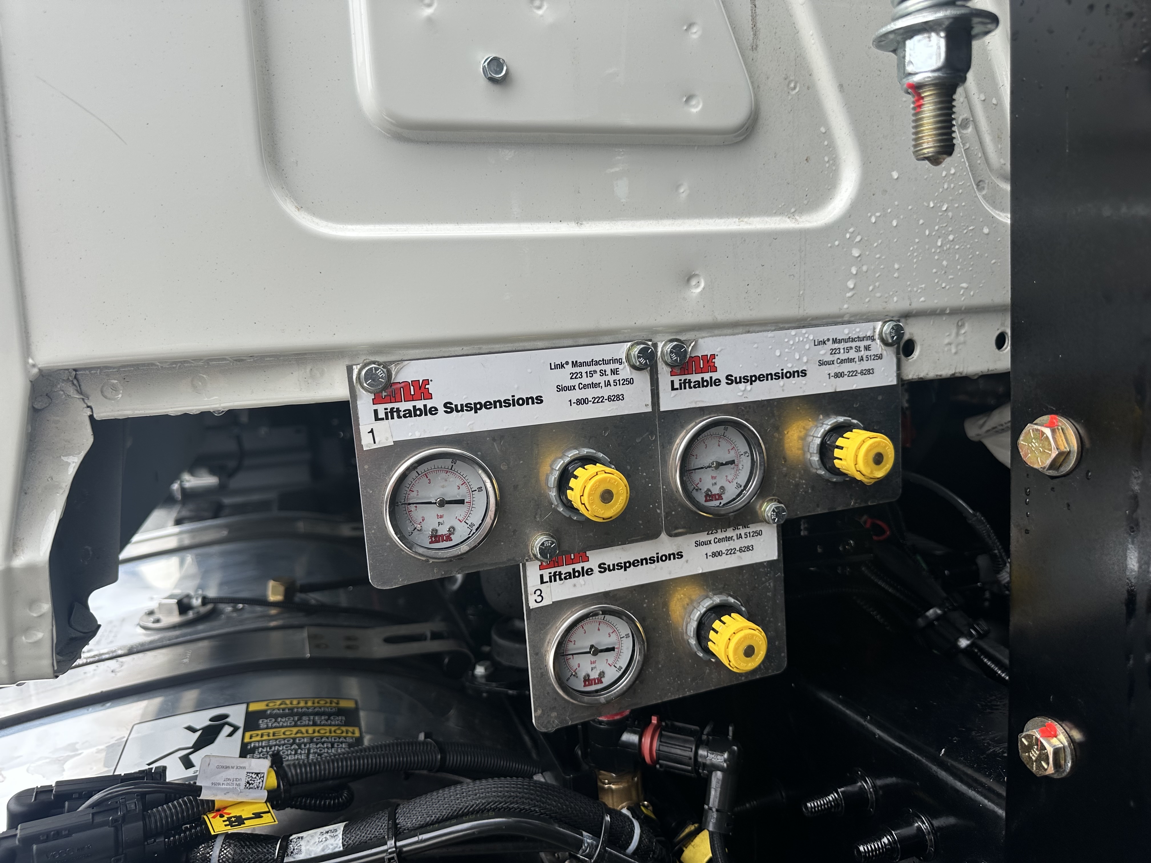 2026 Mack Granite - image 7