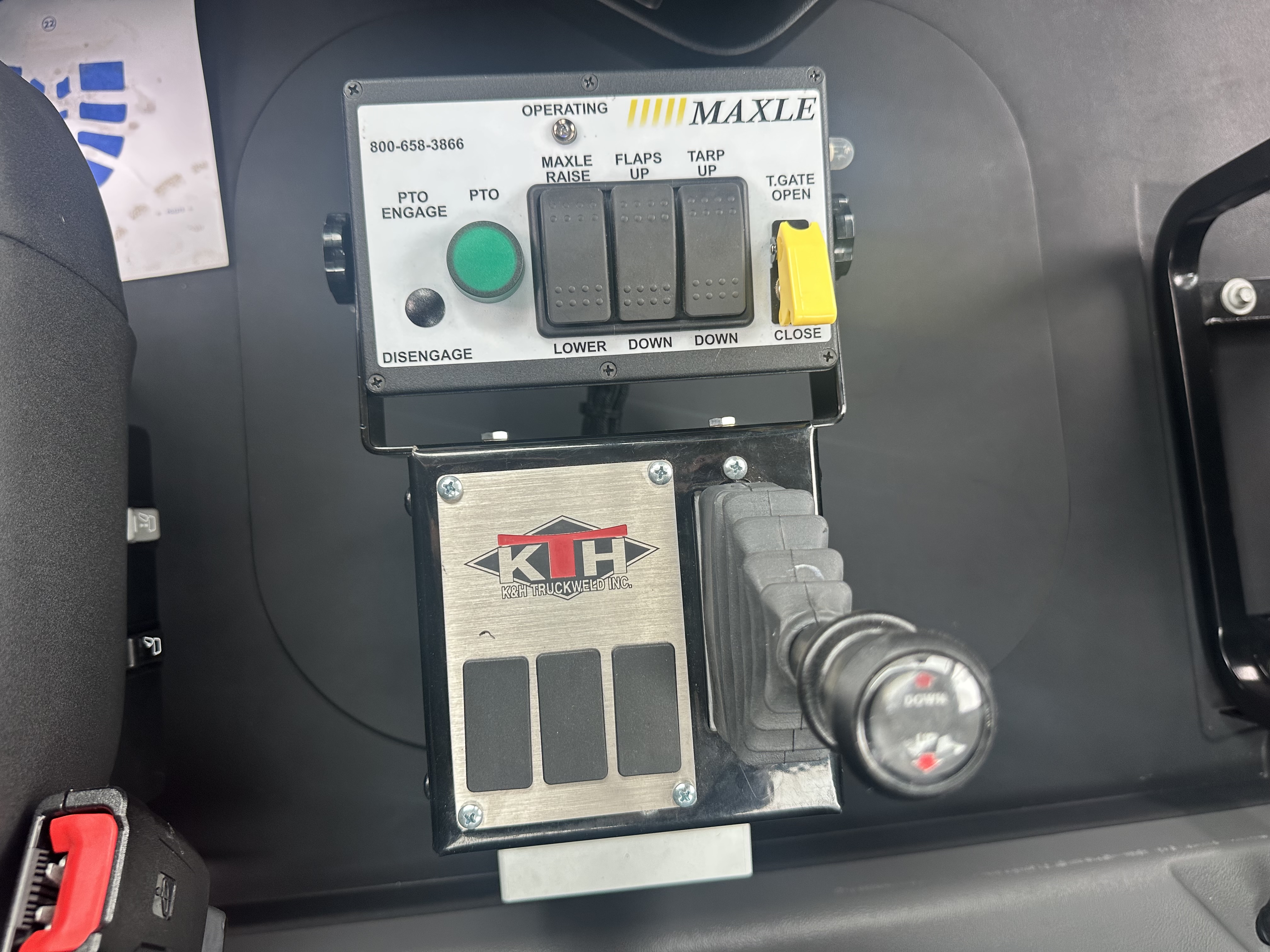 2026 Mack Granite - image 14