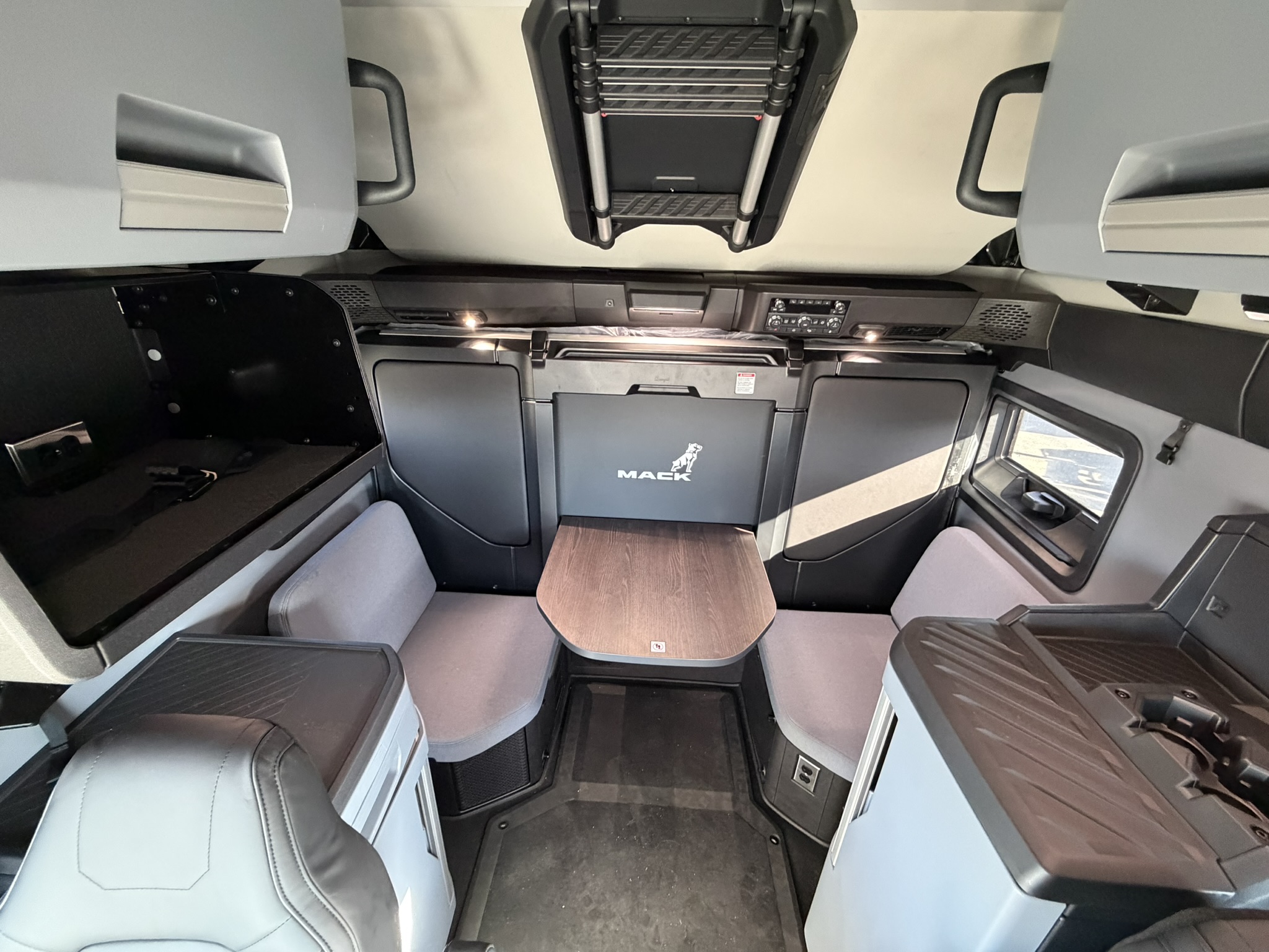 2026 Mack - image 20