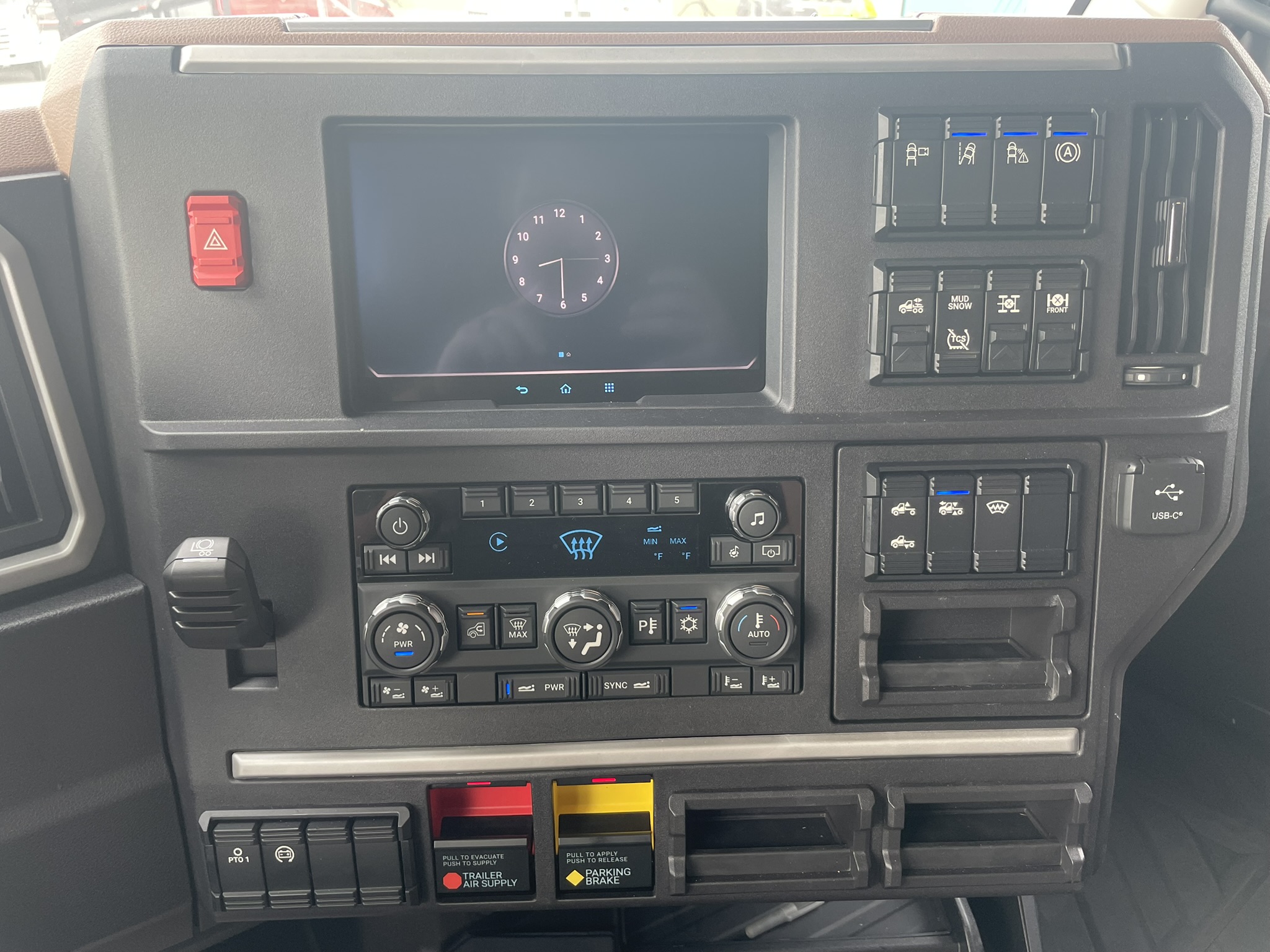 2026 Mack - image 17