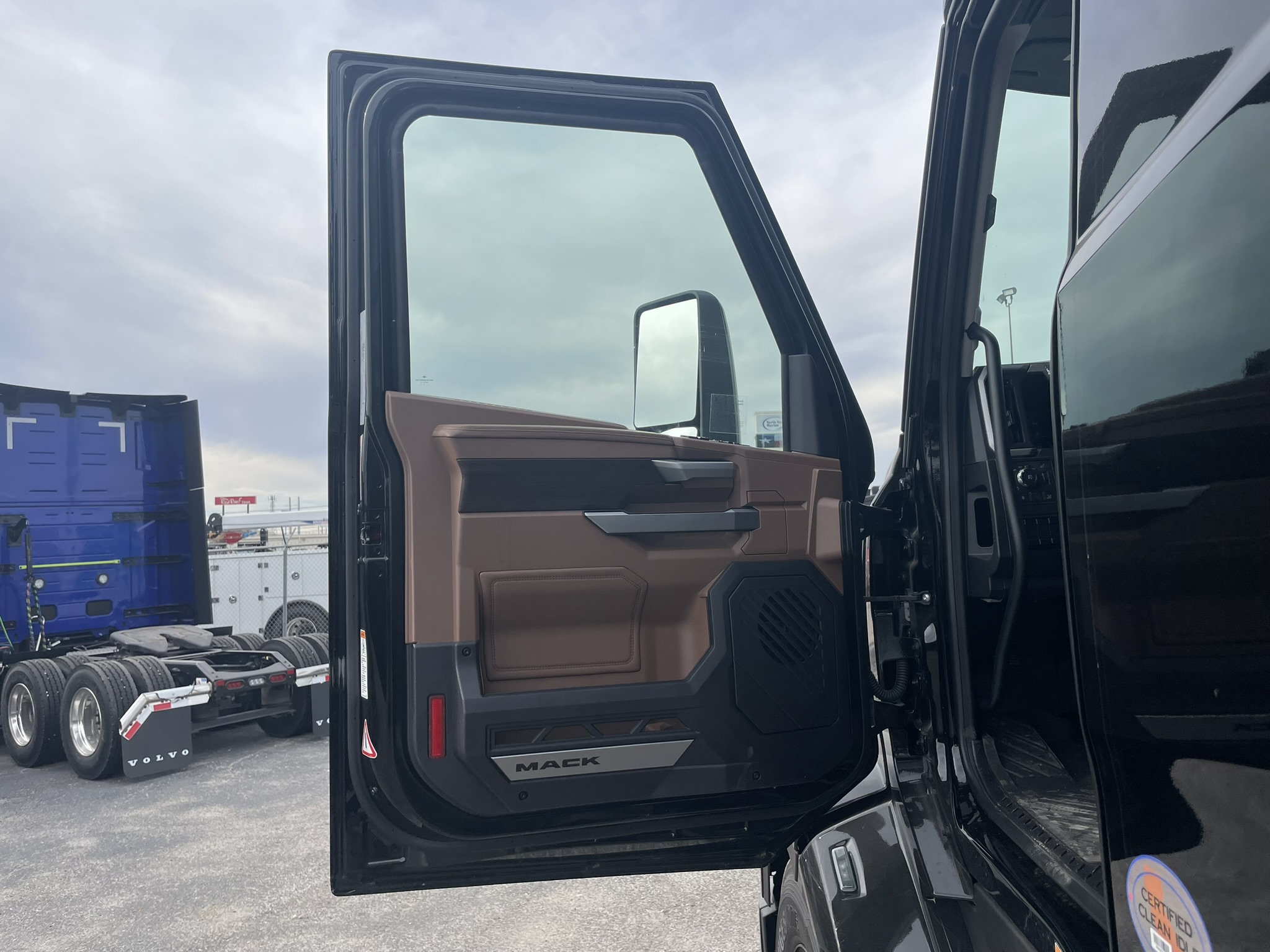 2026 Mack - image 14