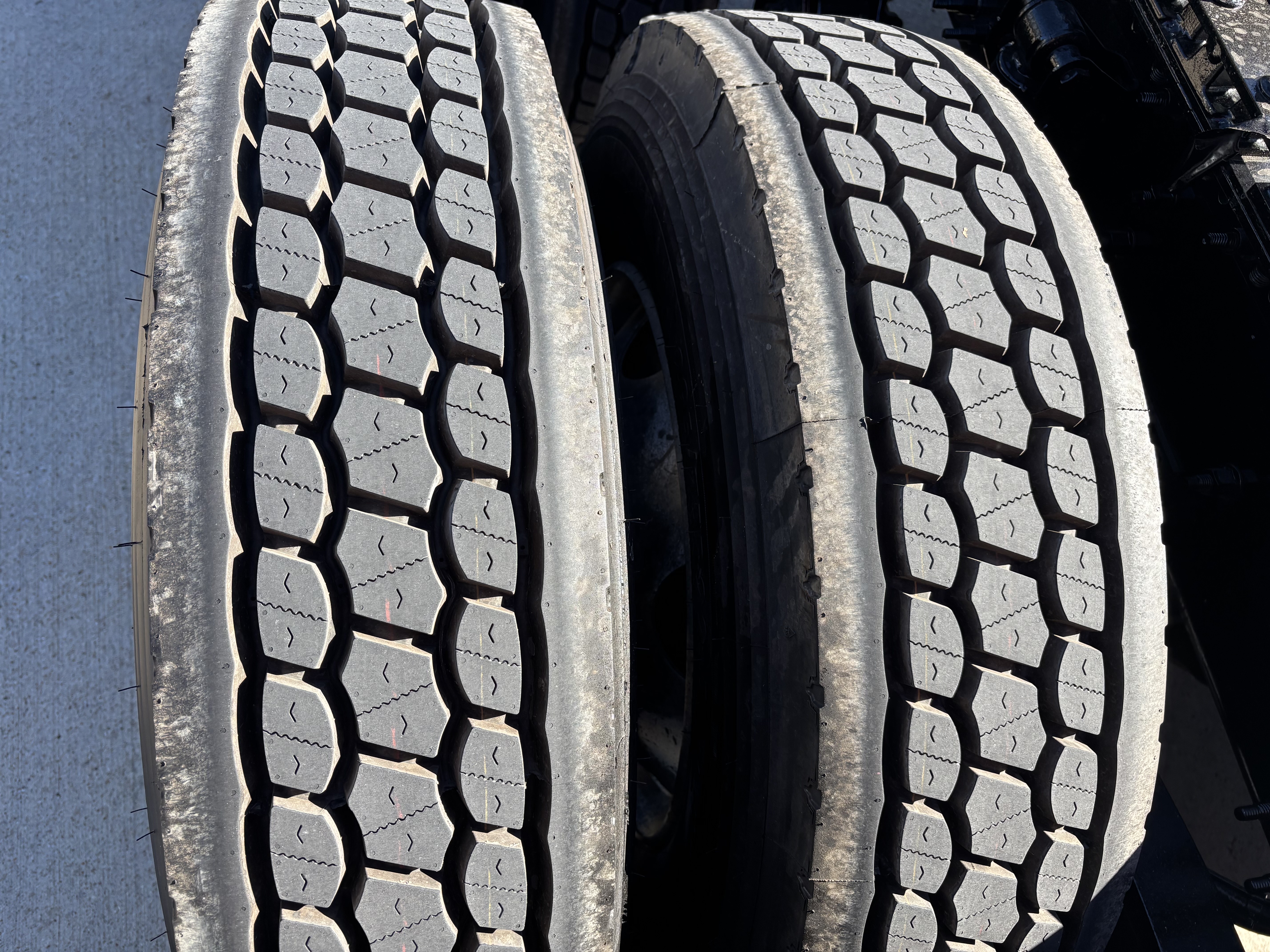 2021 Volvo - image 12