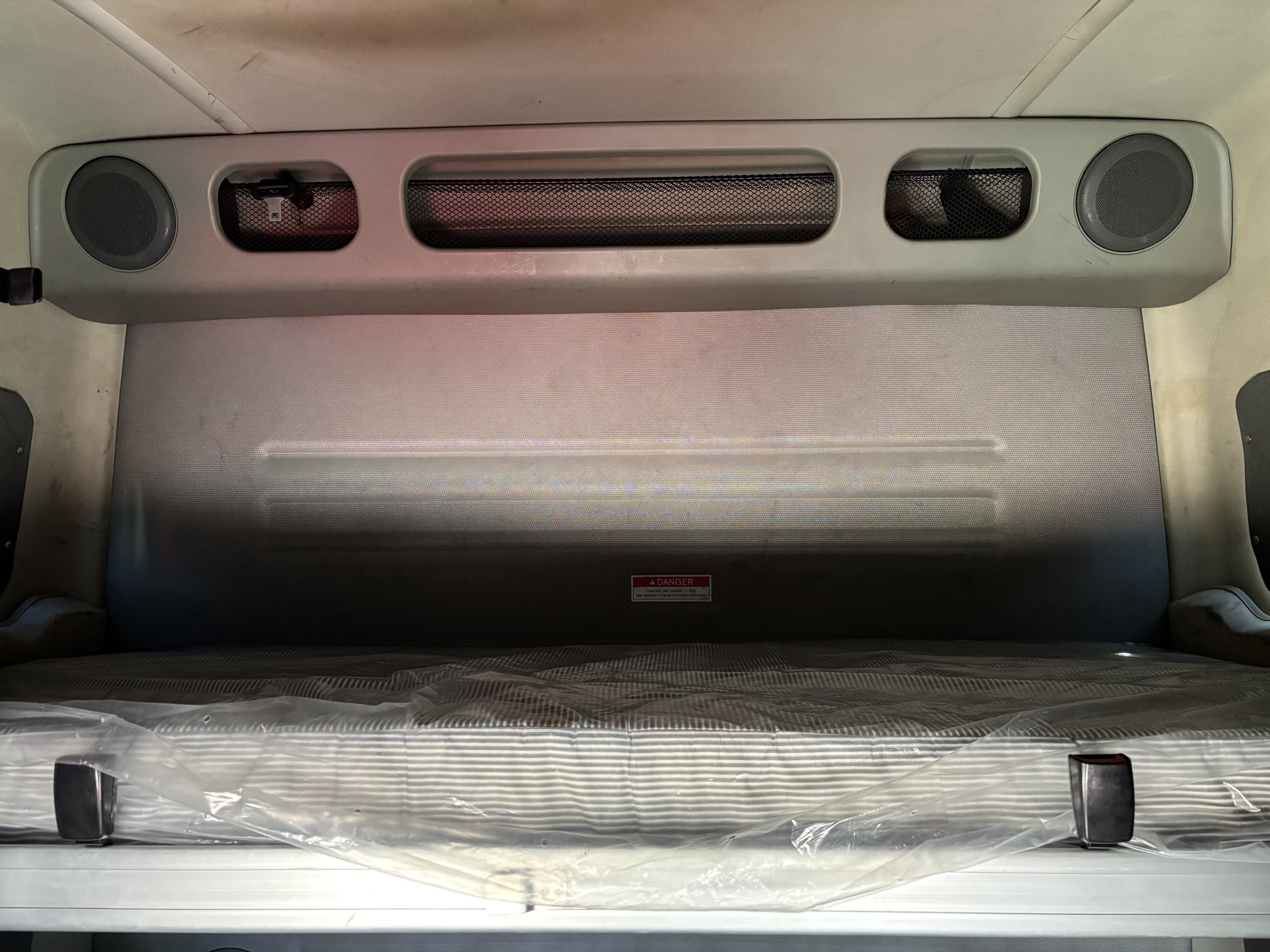 2021 Volvo - image 25