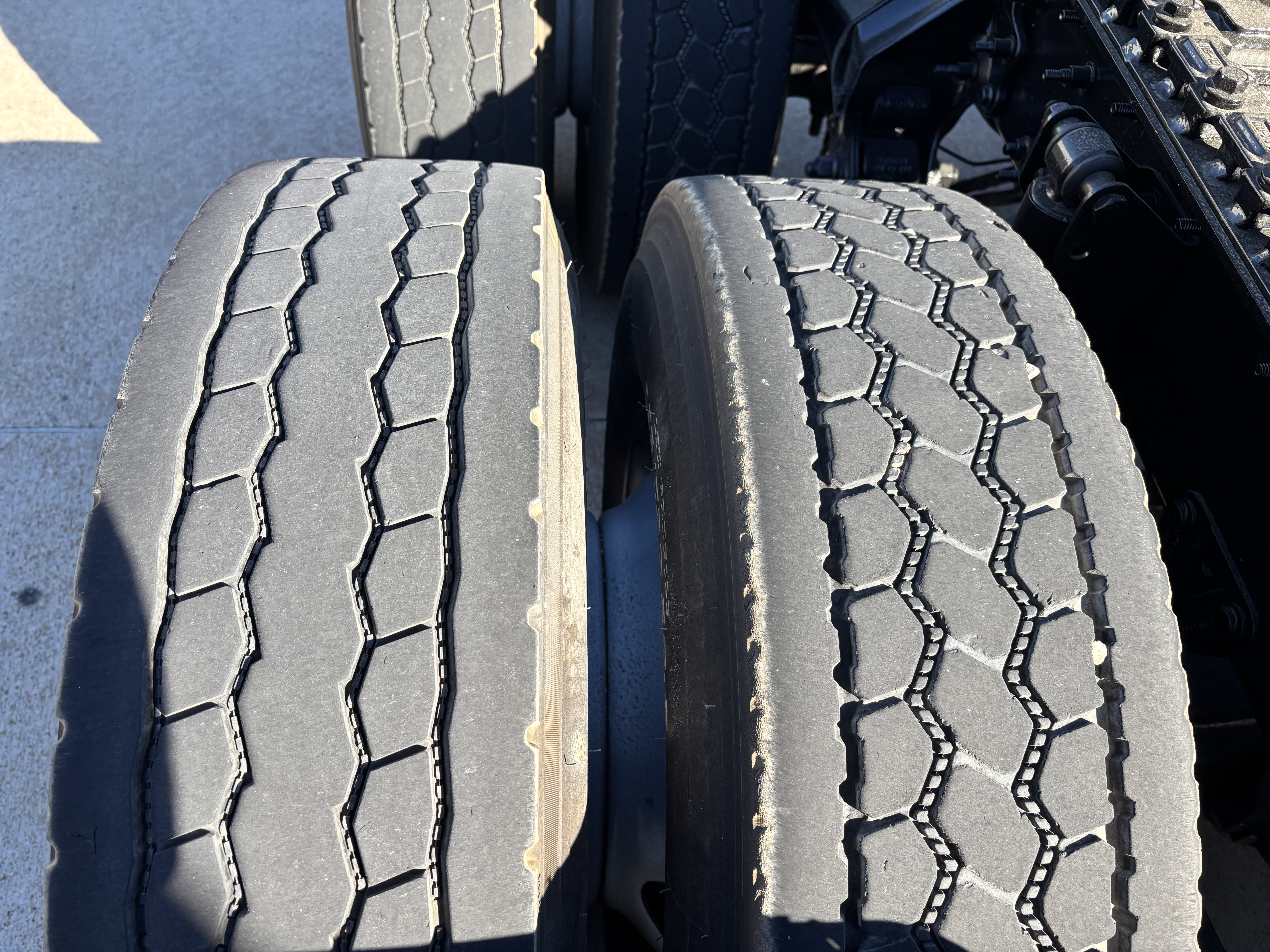 2020 Mack - image 12