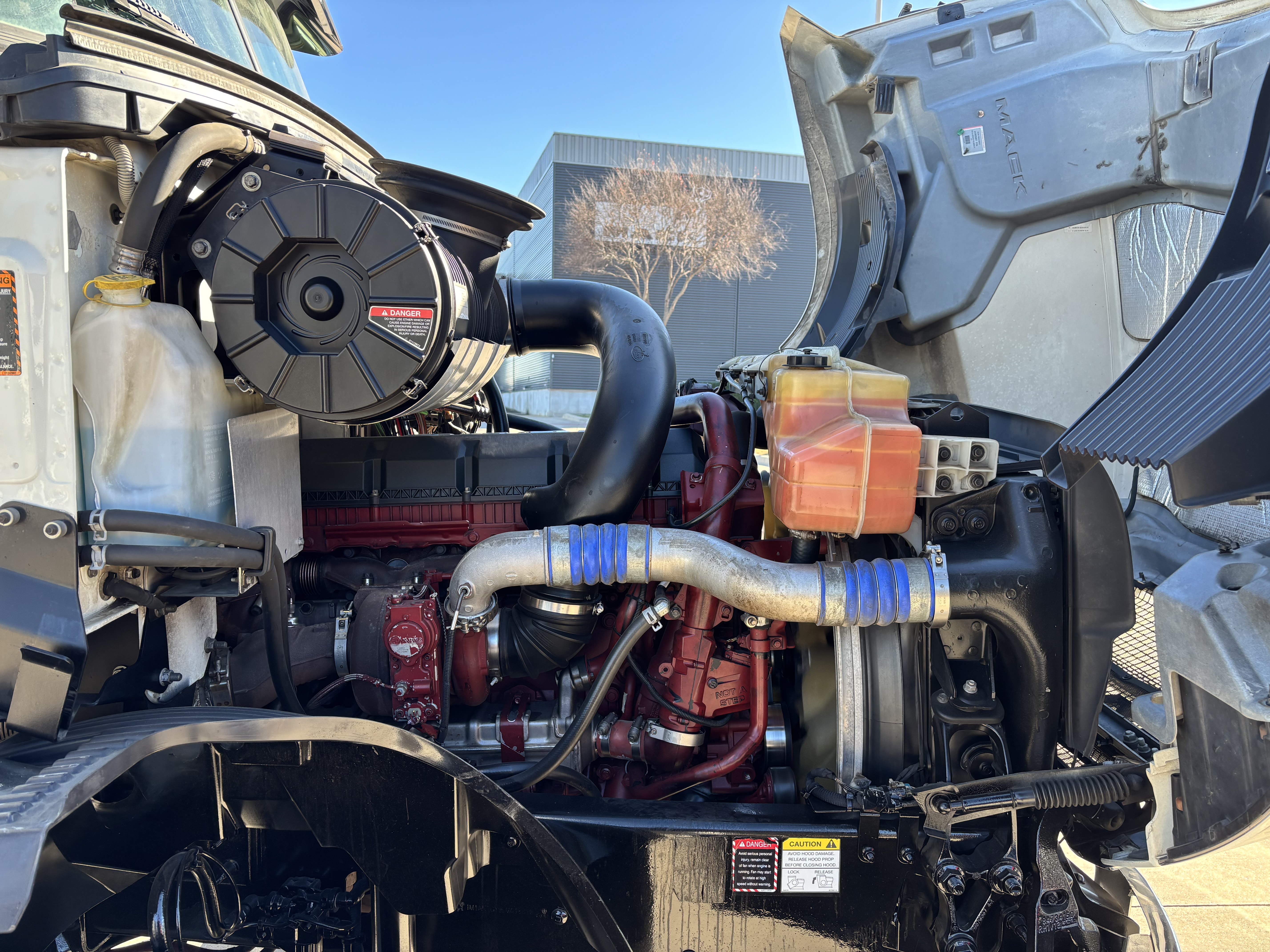 2020 Mack - image 10