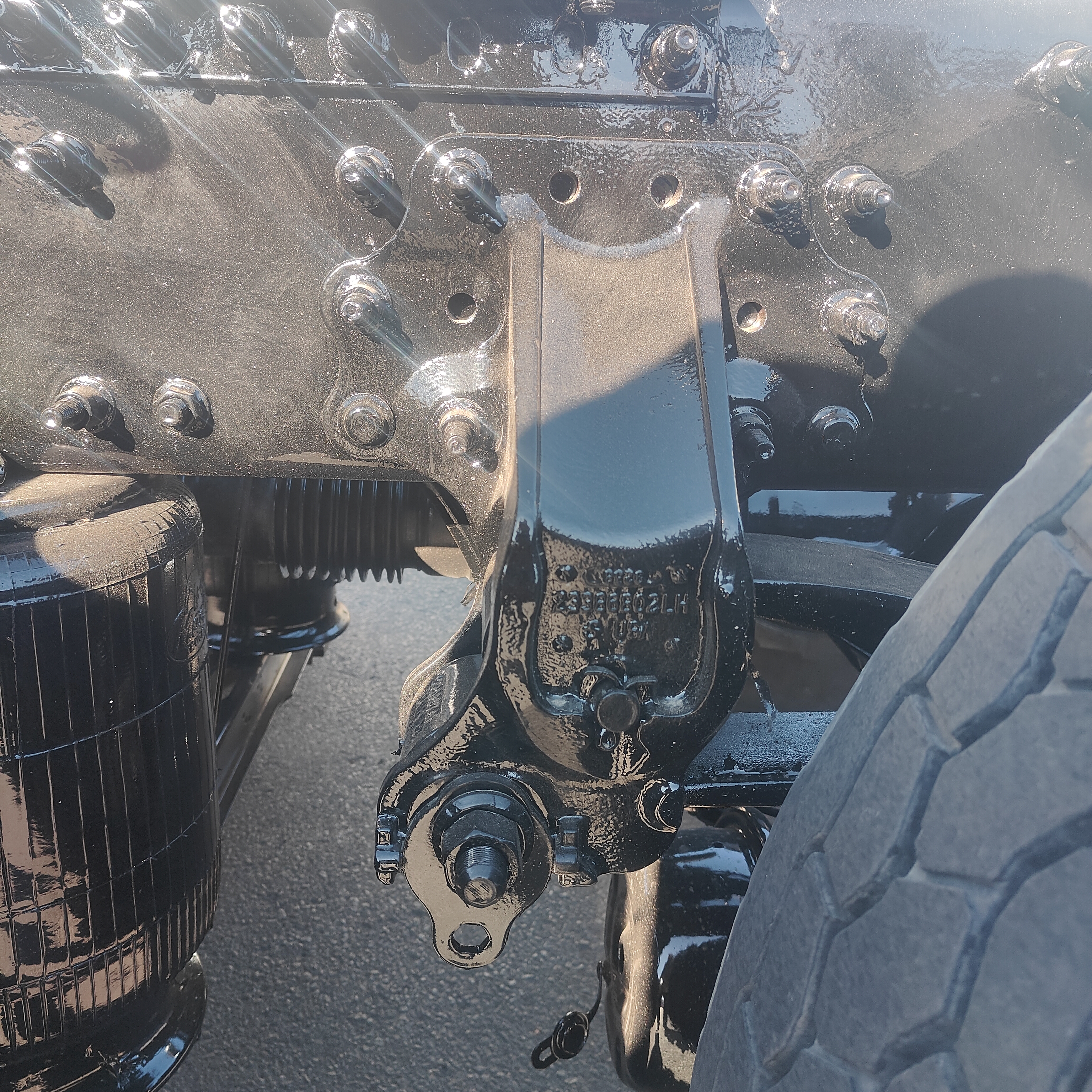 2020 Mack - image 17