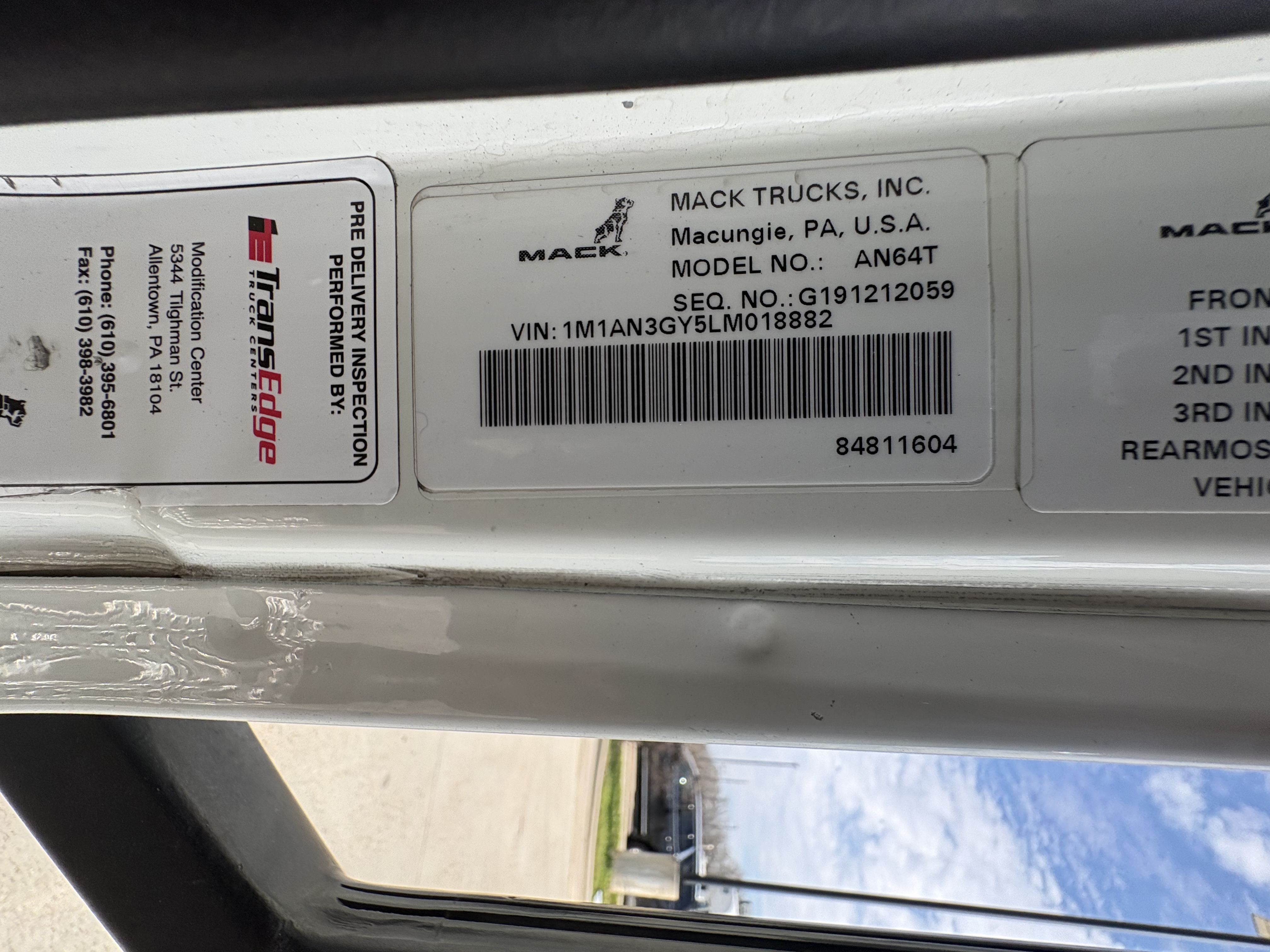 2020 Mack - image 19