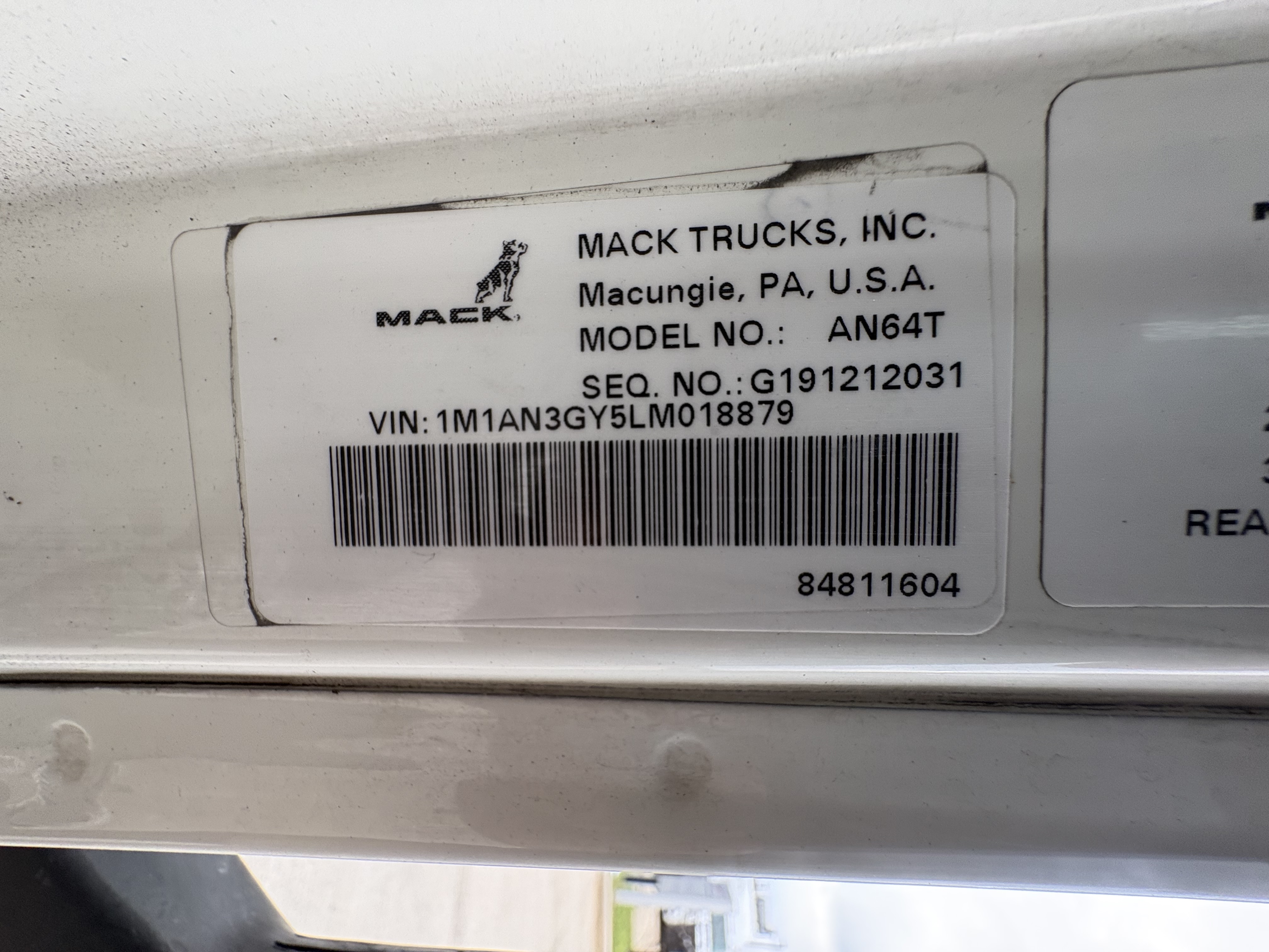 2020 Mack - image 16