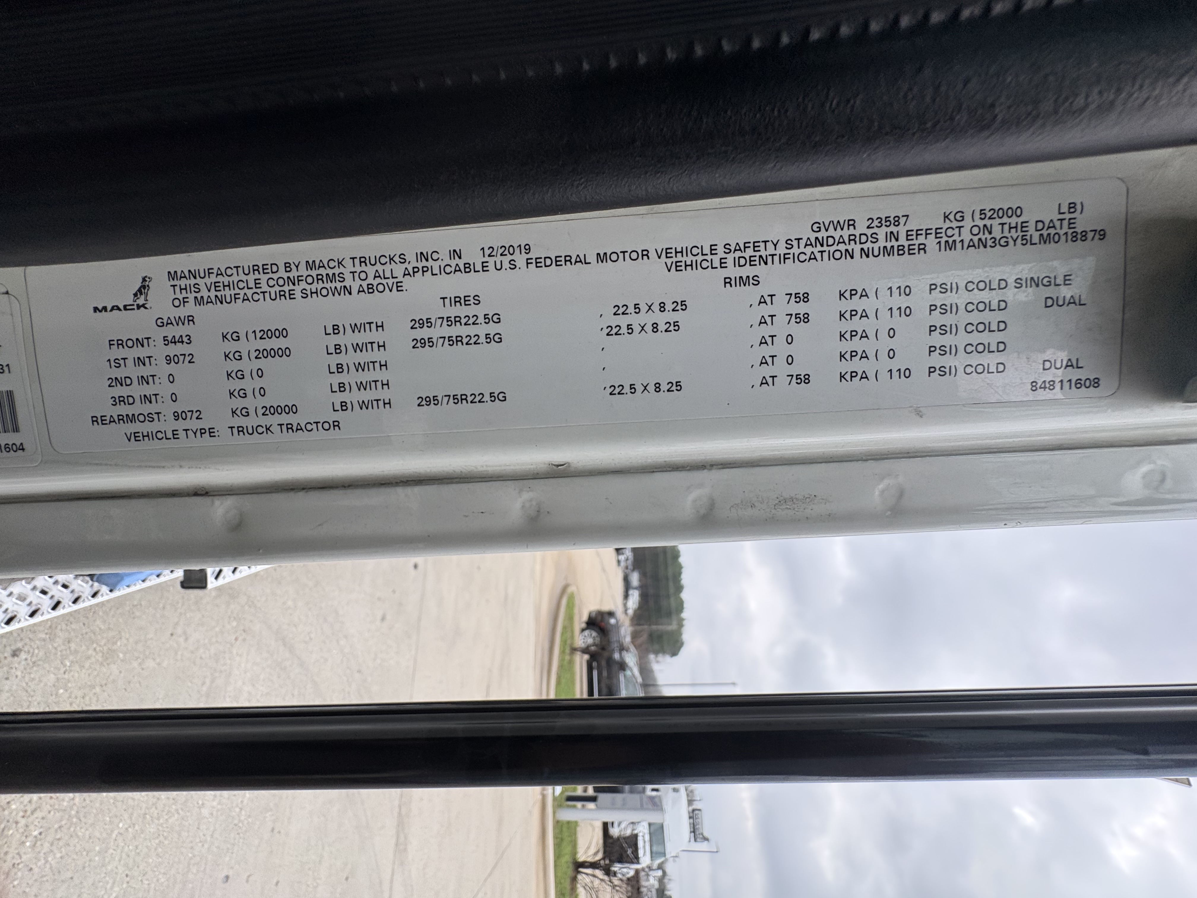 2020 Mack - image 17