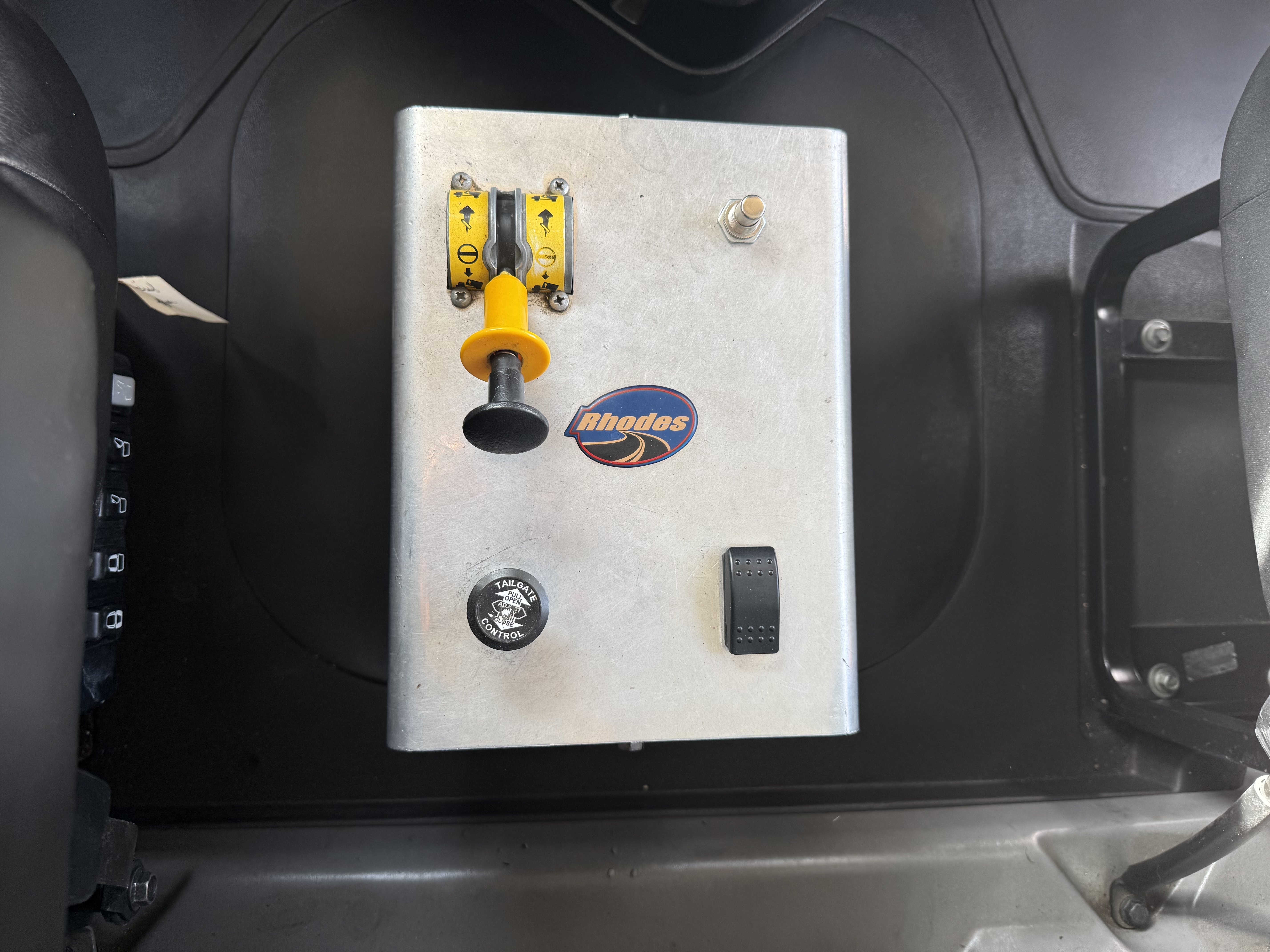 2020 Mack - image 18