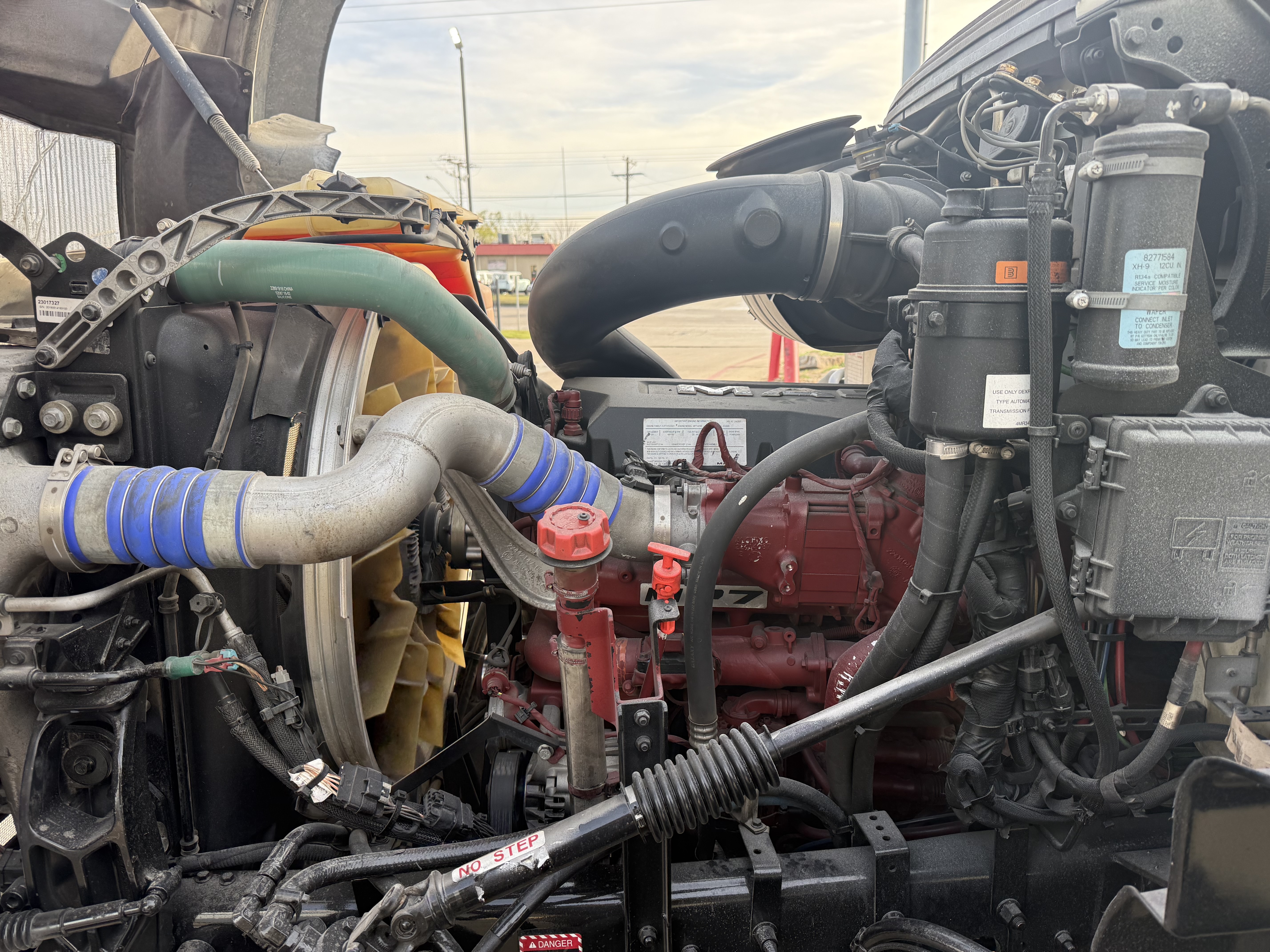 2020 Mack - image 27