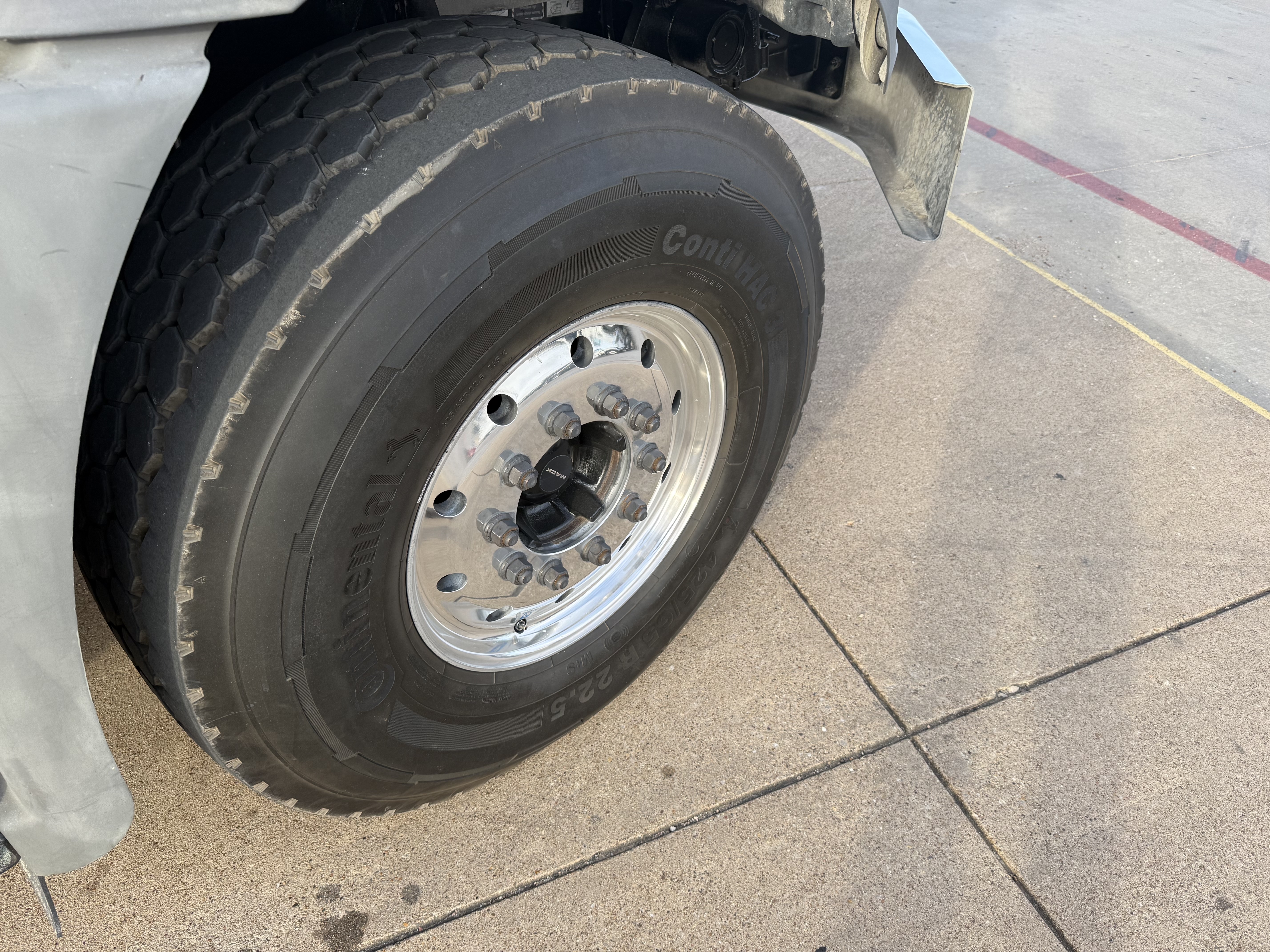 2020 Mack - image 23