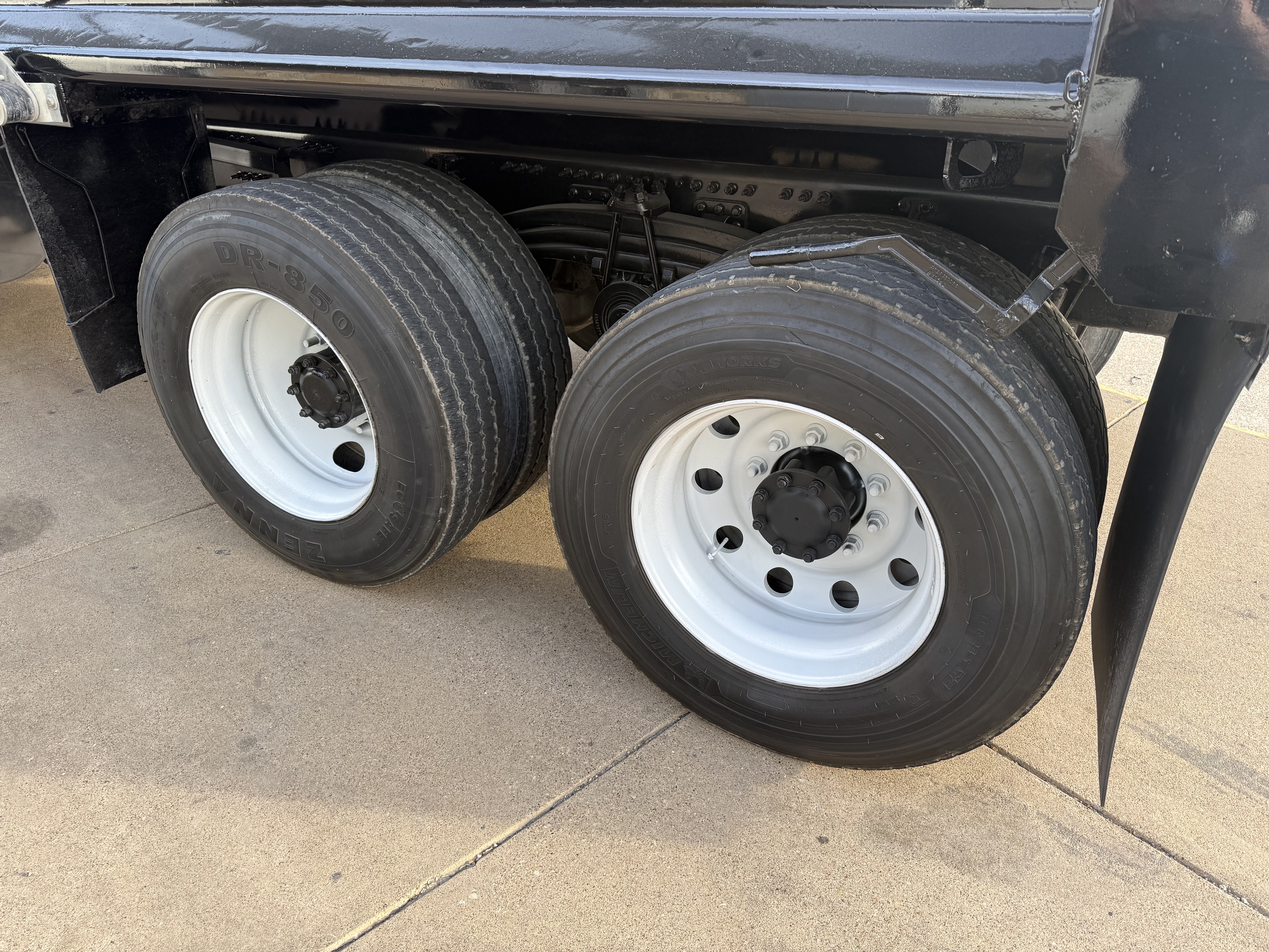 2020 Mack - image 22