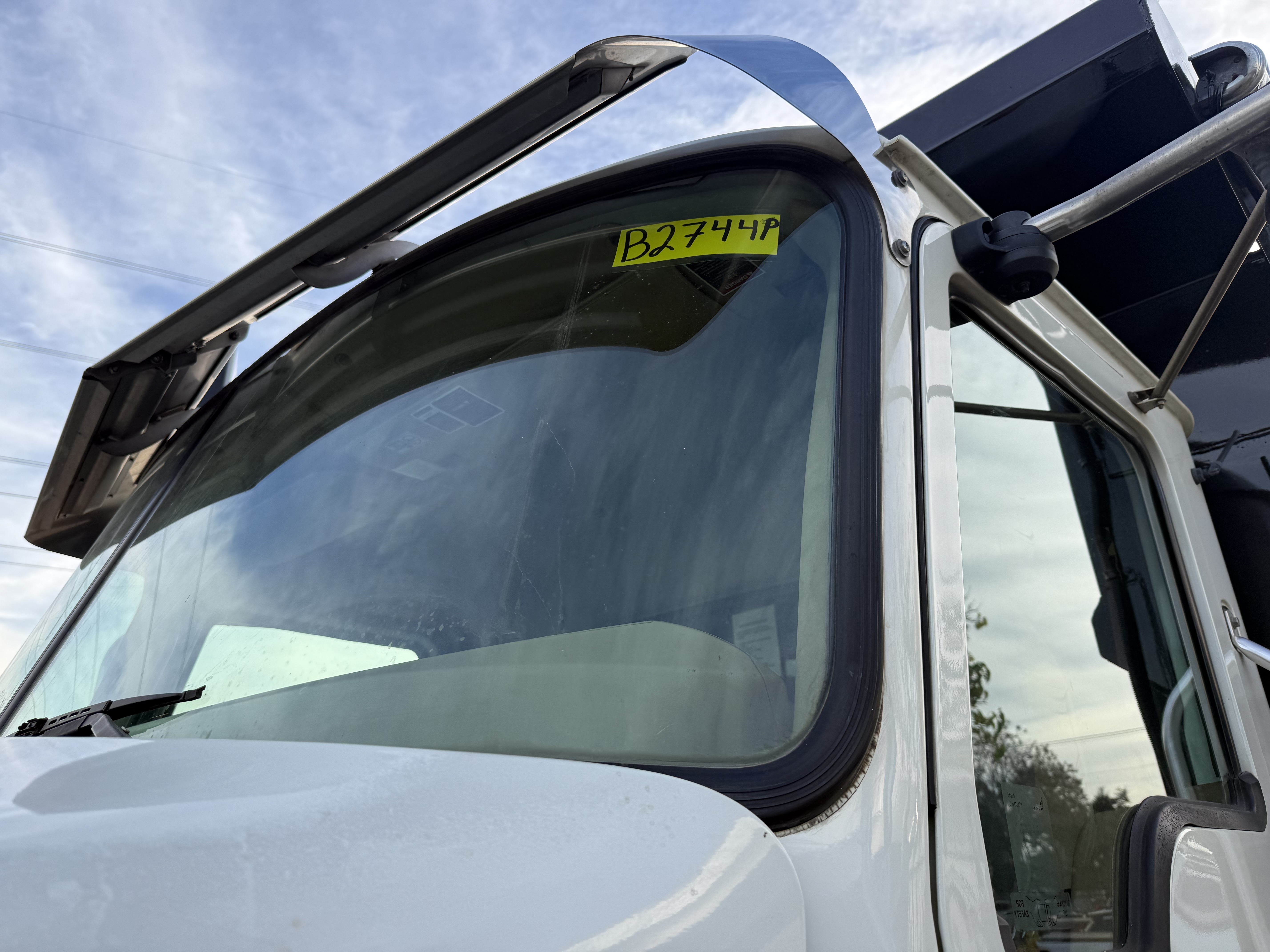 2020 Mack - image 29