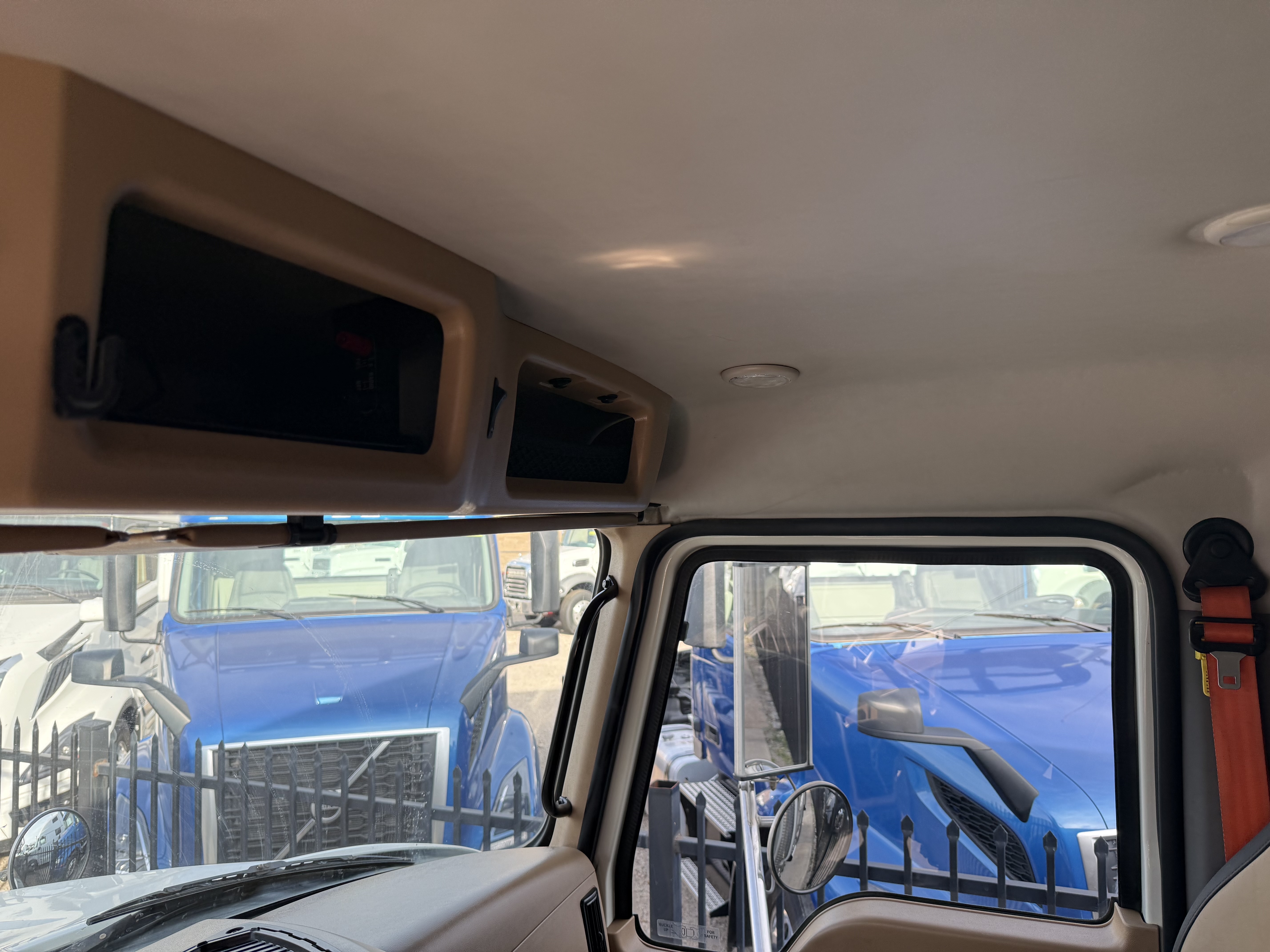 2020 Mack - image 16