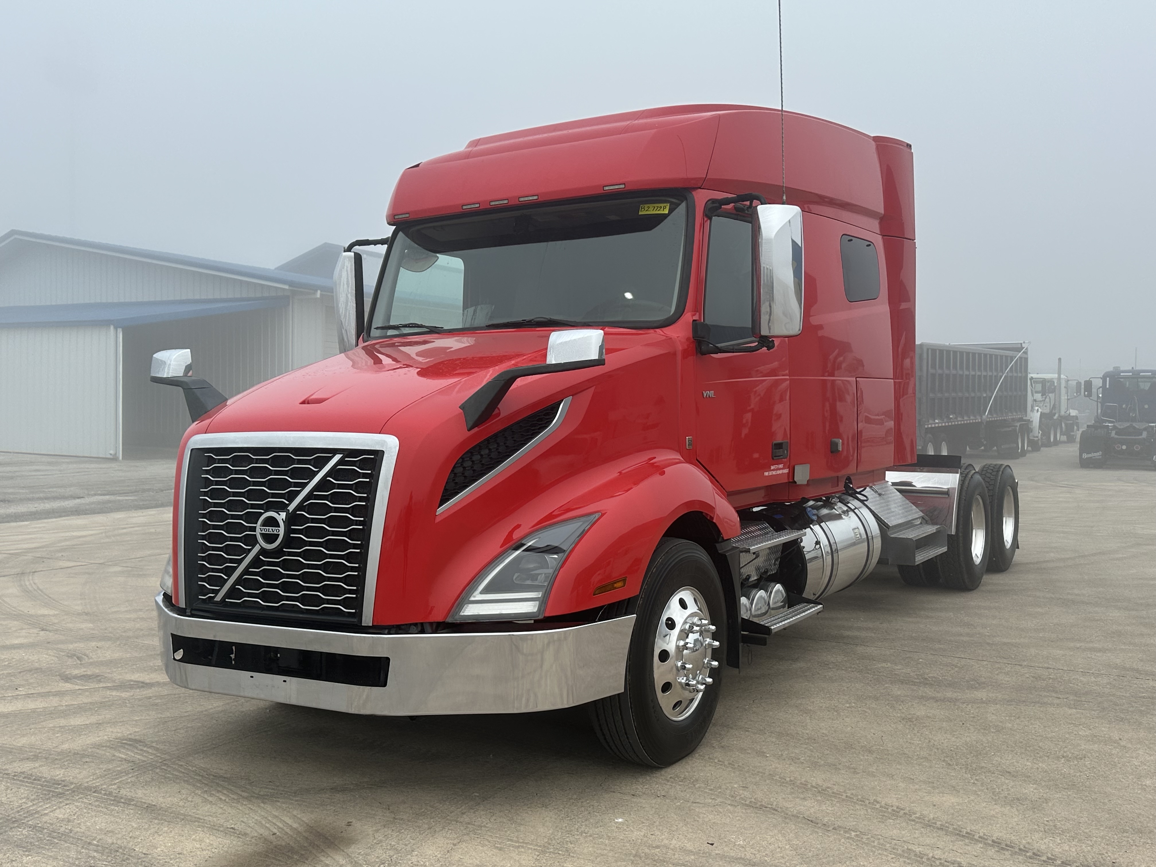 2022 Volvo - image 1