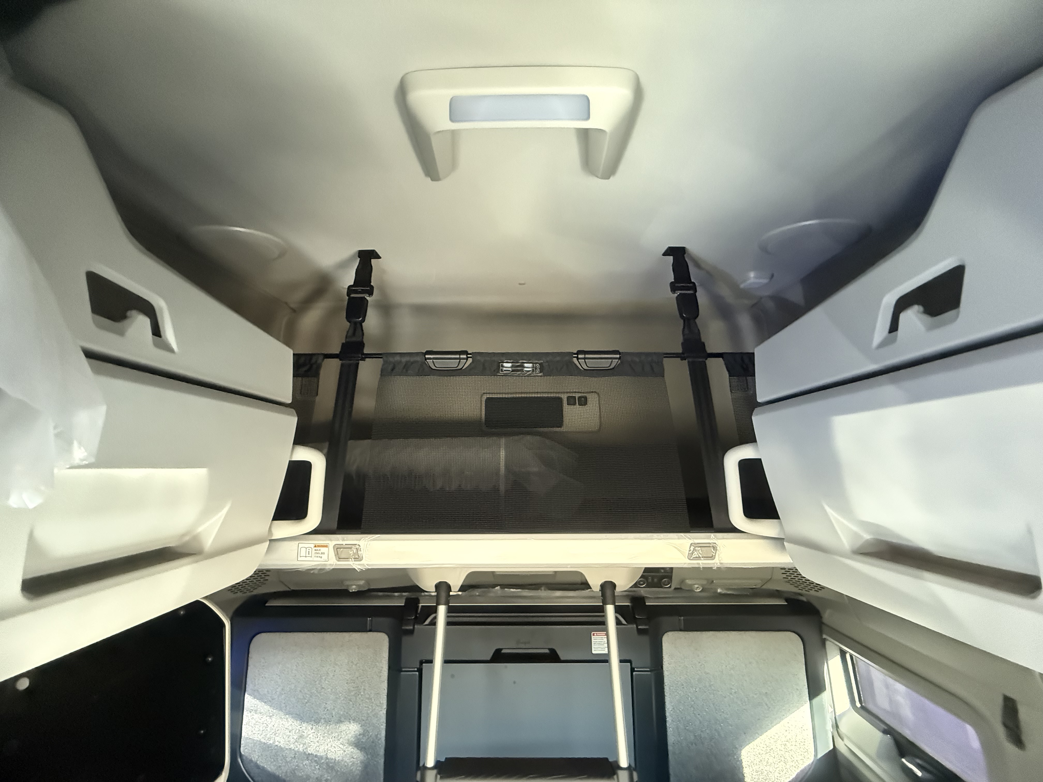 2026 Volvo - image 22