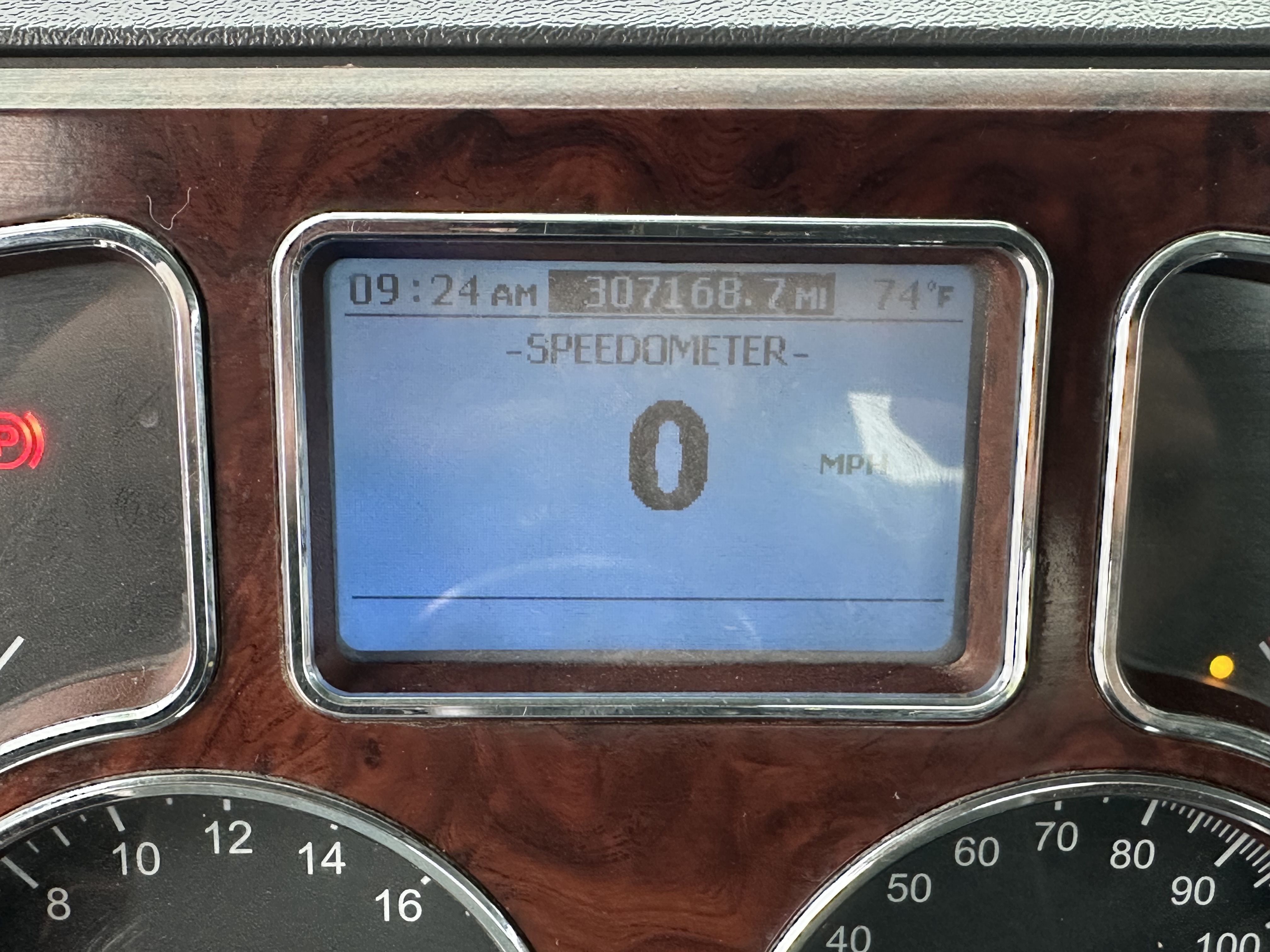 2018 Mack - image 13