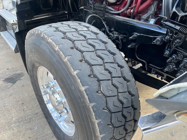 2018 Mack - image 16