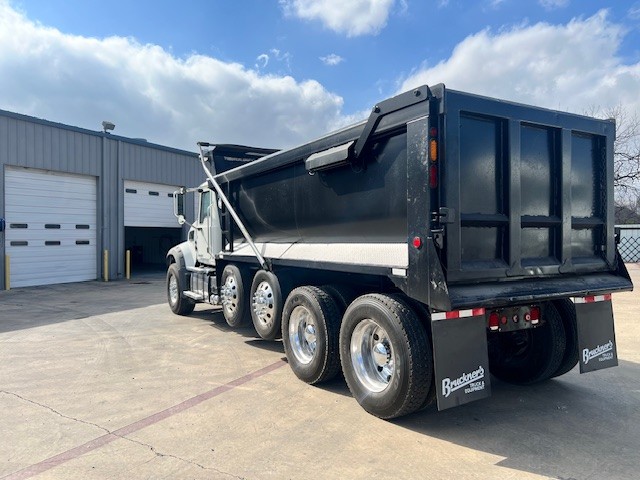 2018 Mack - image 10